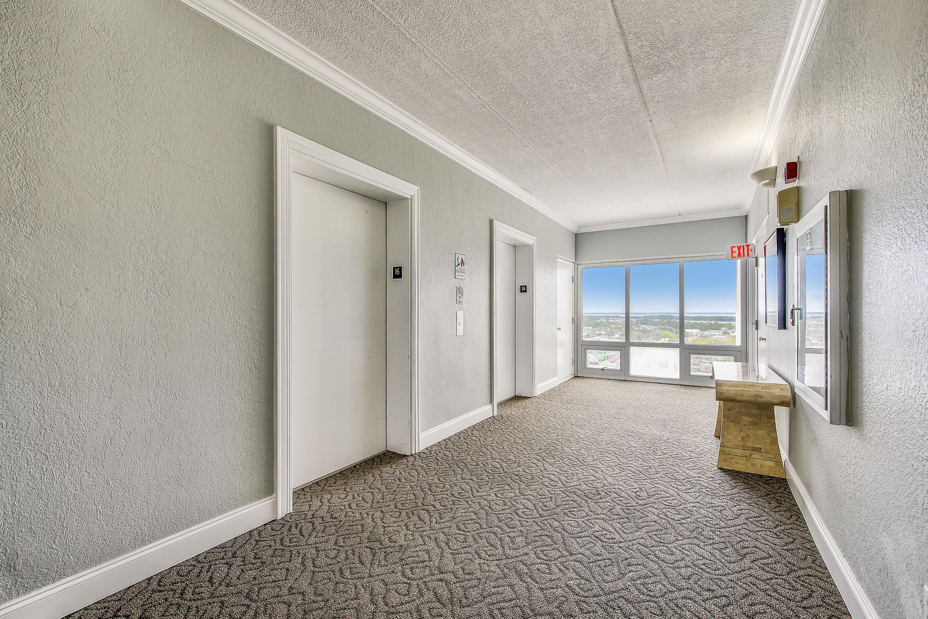 DESTIN TOWERS CONDO - Residential
