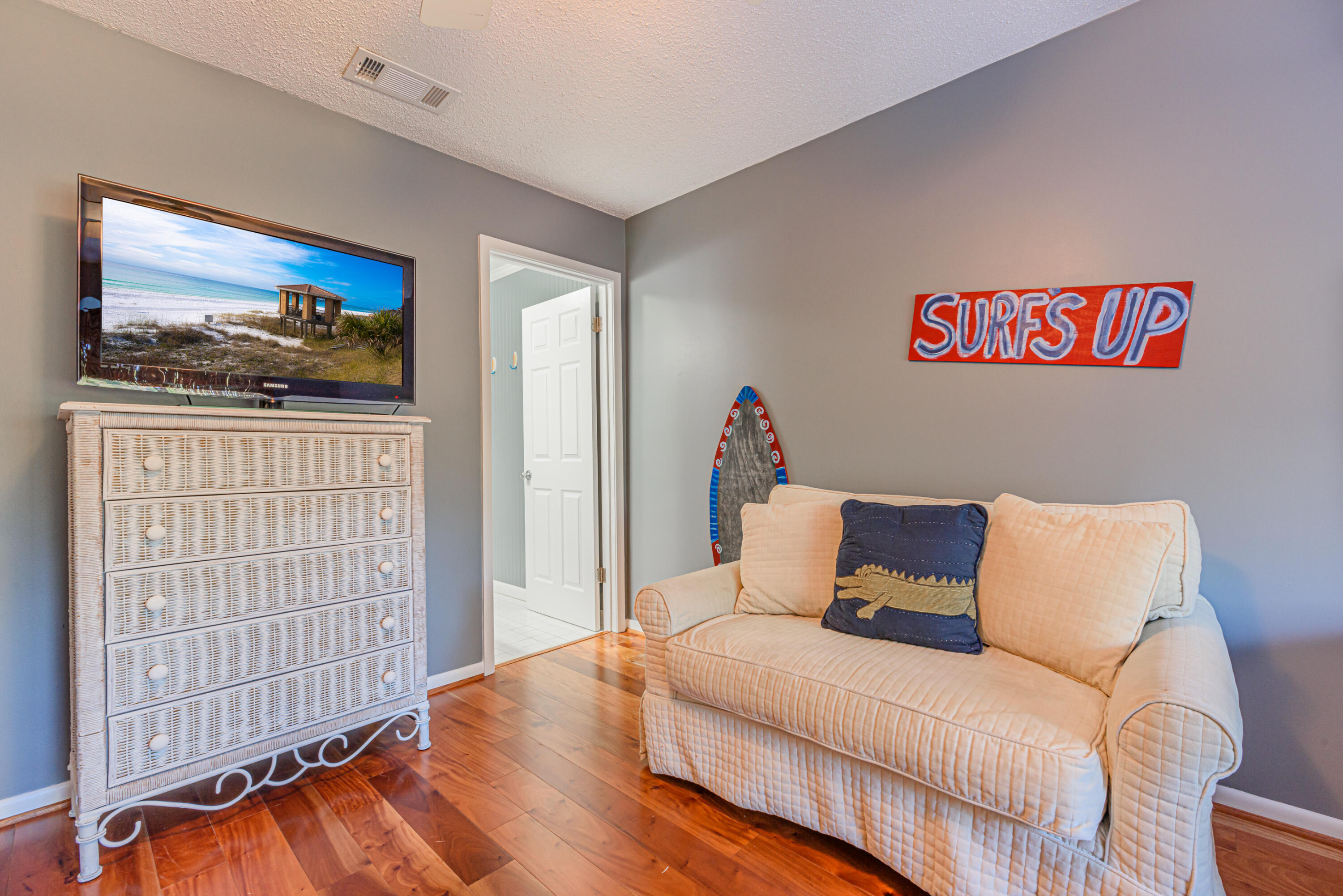 SANDPIPER VILLAGE CONDO - Residential