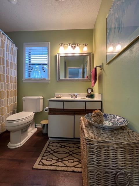 BEACHWOOD VILLAS CONDO - Residential