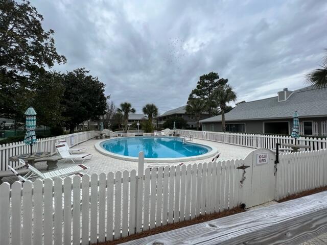 BEACHWOOD VILLAS CONDO - Residential