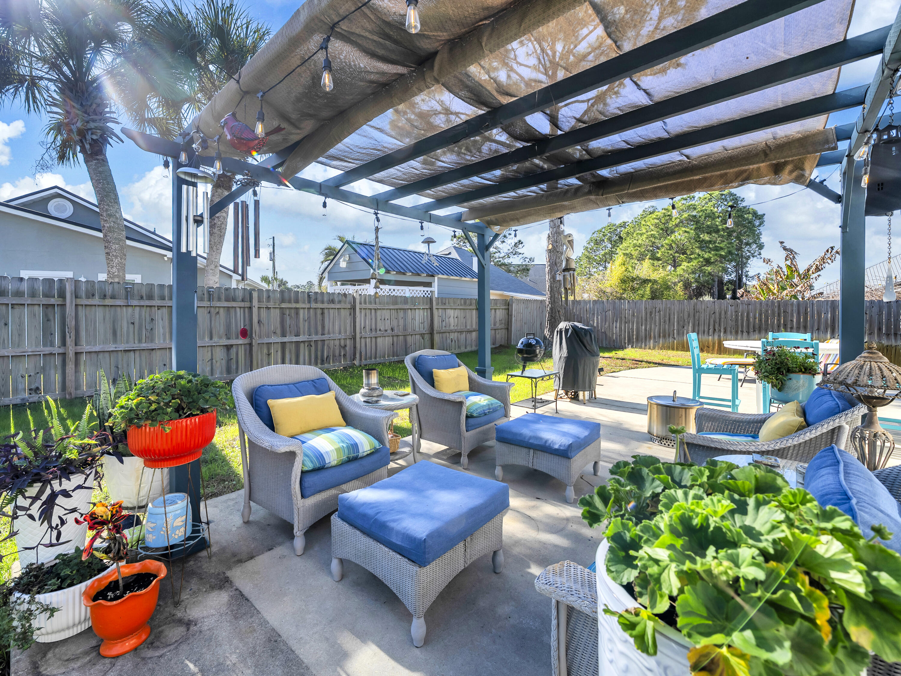 HOLIDAY SHORES ESTATES - Residential