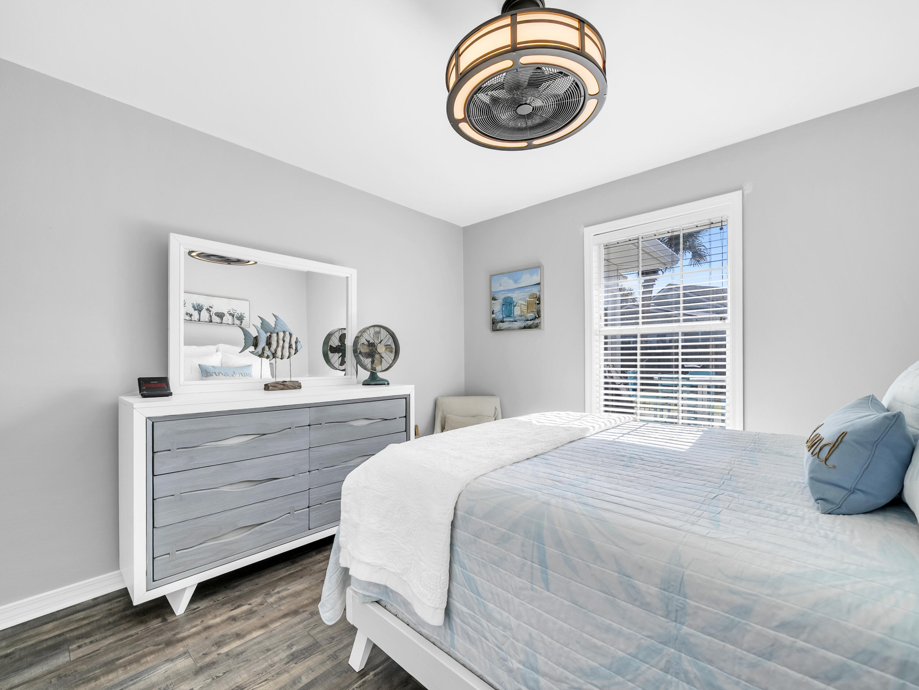 HOLIDAY SHORES ESTATES - Residential