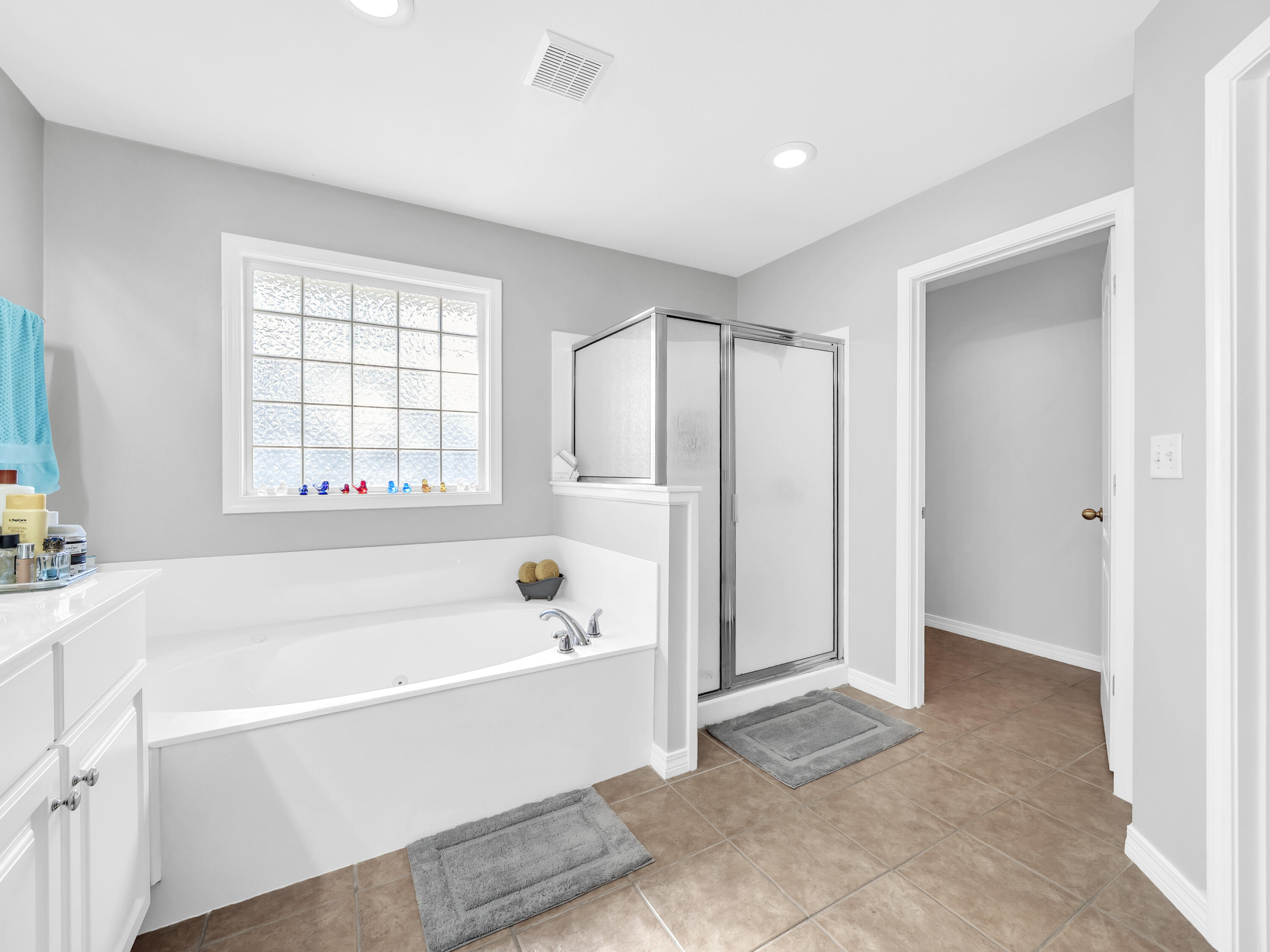 HOLIDAY SHORES ESTATES - Residential