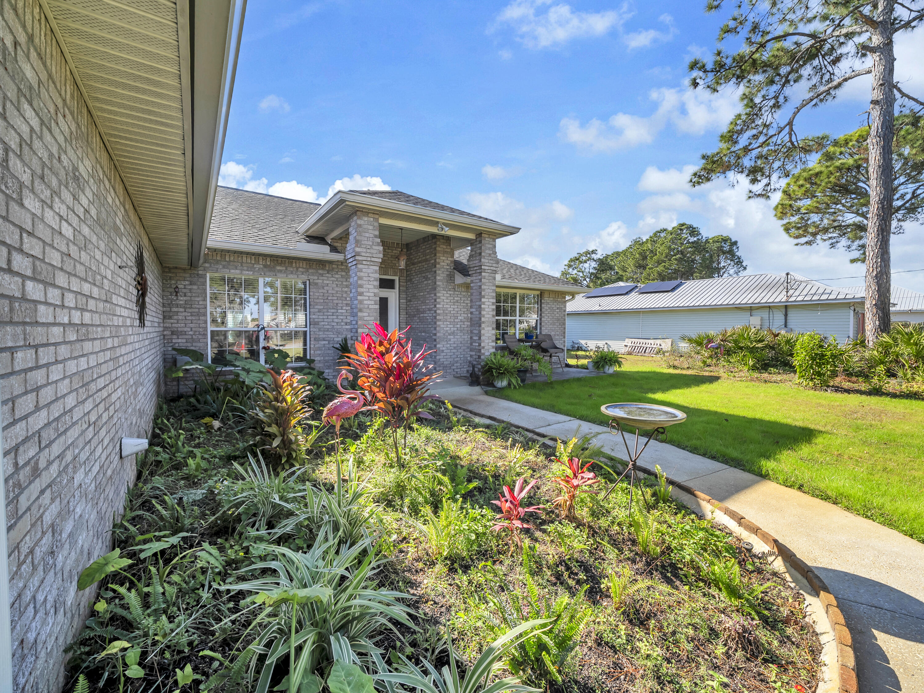 HOLIDAY SHORES ESTATES - Residential