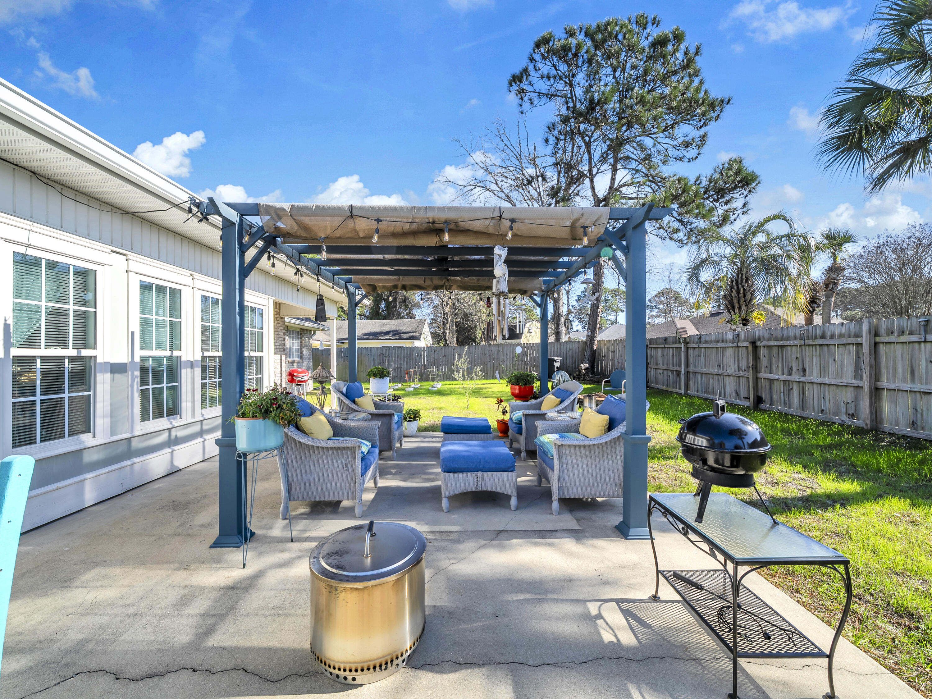 HOLIDAY SHORES ESTATES - Residential