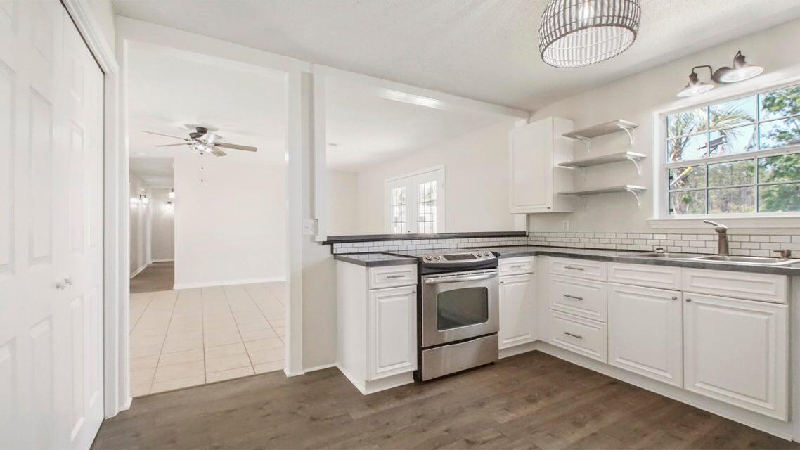 NO RECORDED SUBDIVISION - Residential Lease