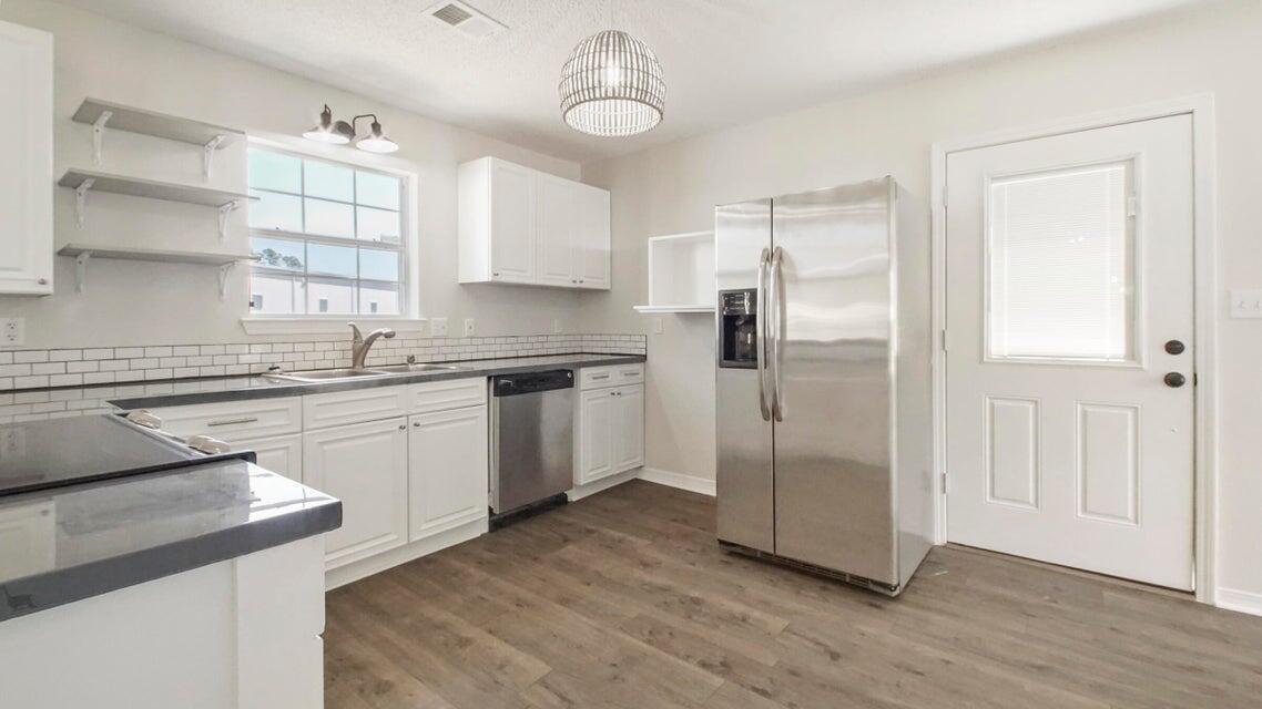 NO RECORDED SUBDIVISION - Residential Lease