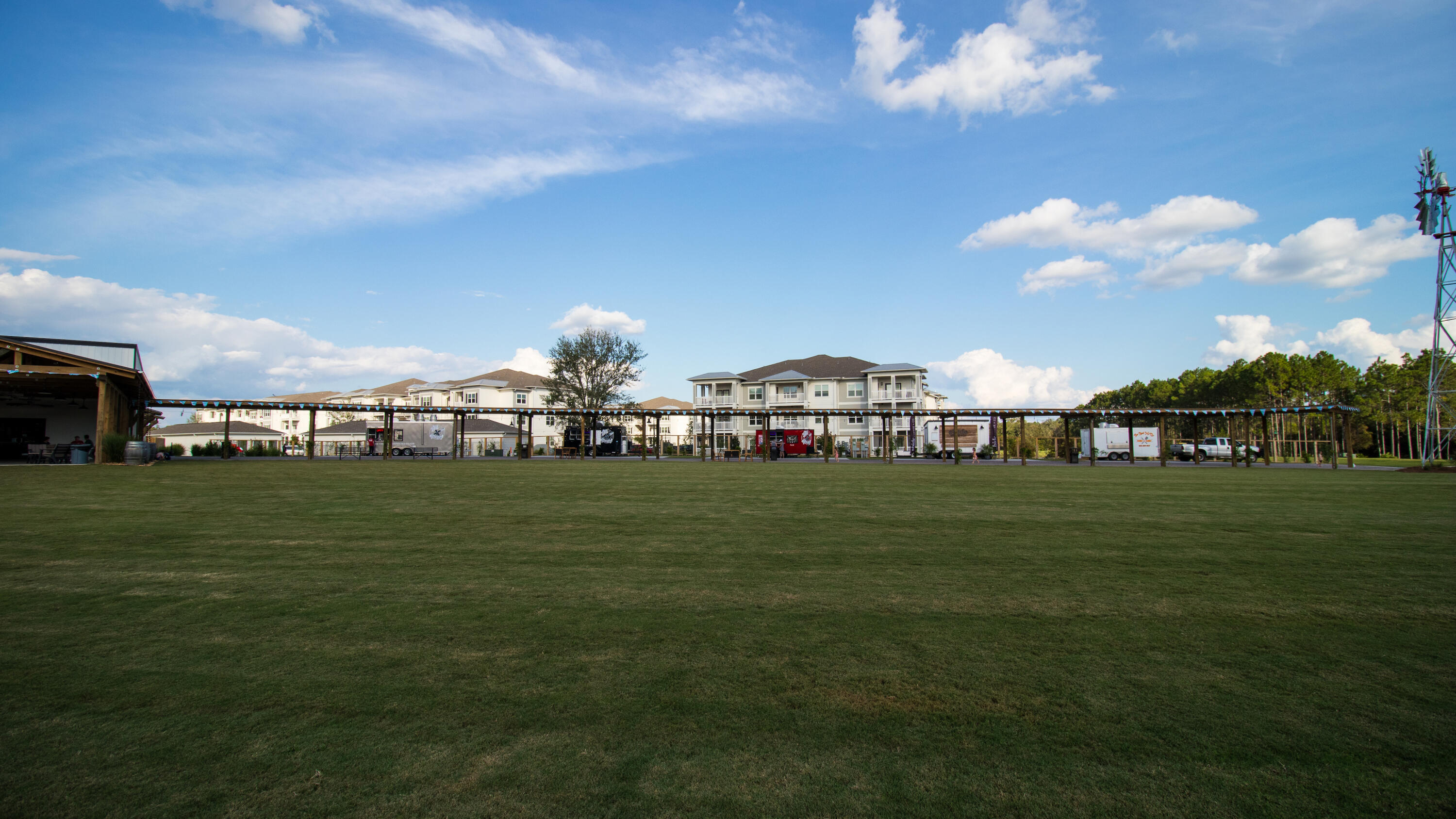 HAMMOCK BAY - Residential