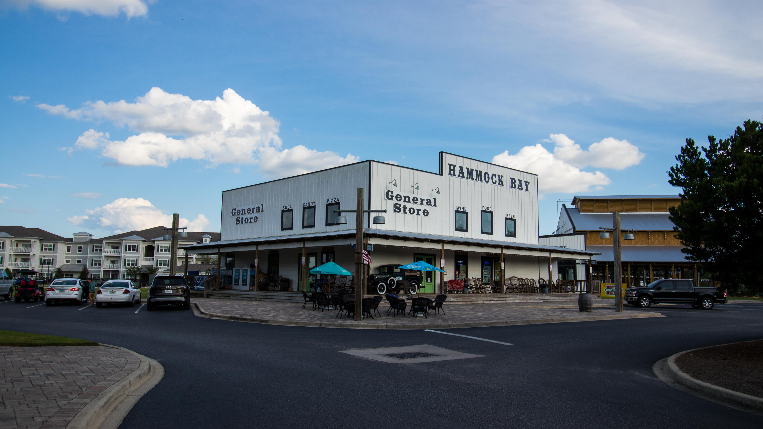 HAMMOCK BAY - Residential