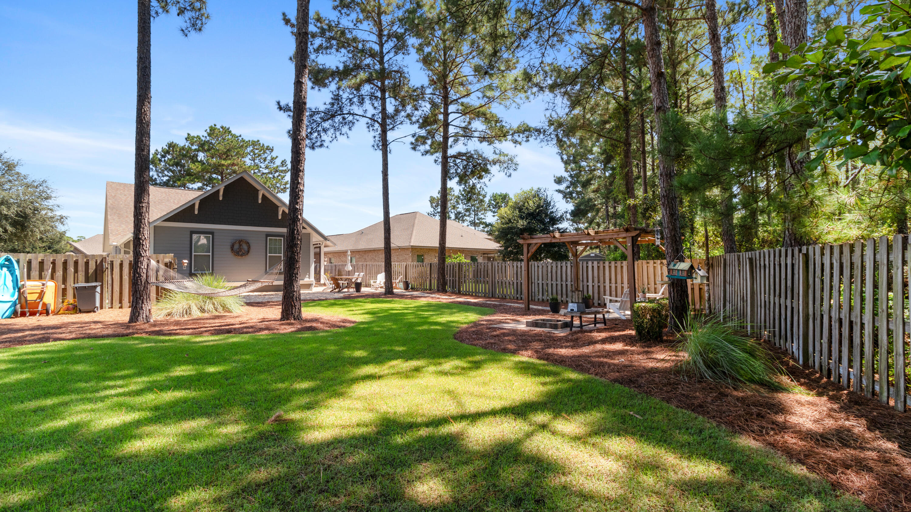 HAMMOCK BAY - Residential