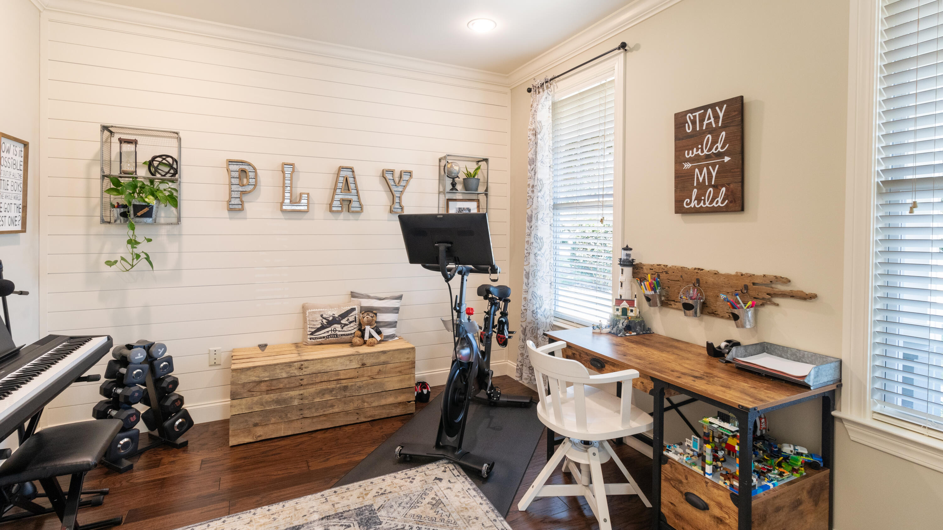 HAMMOCK BAY - Residential