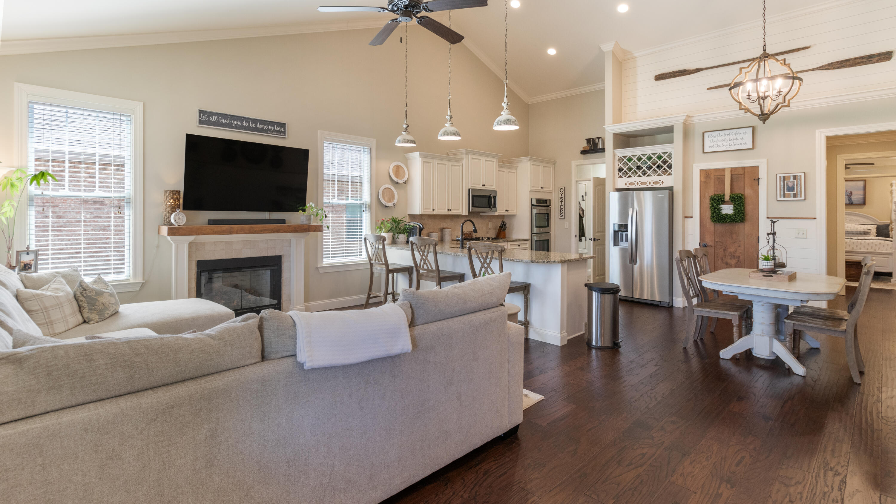 HAMMOCK BAY - Residential