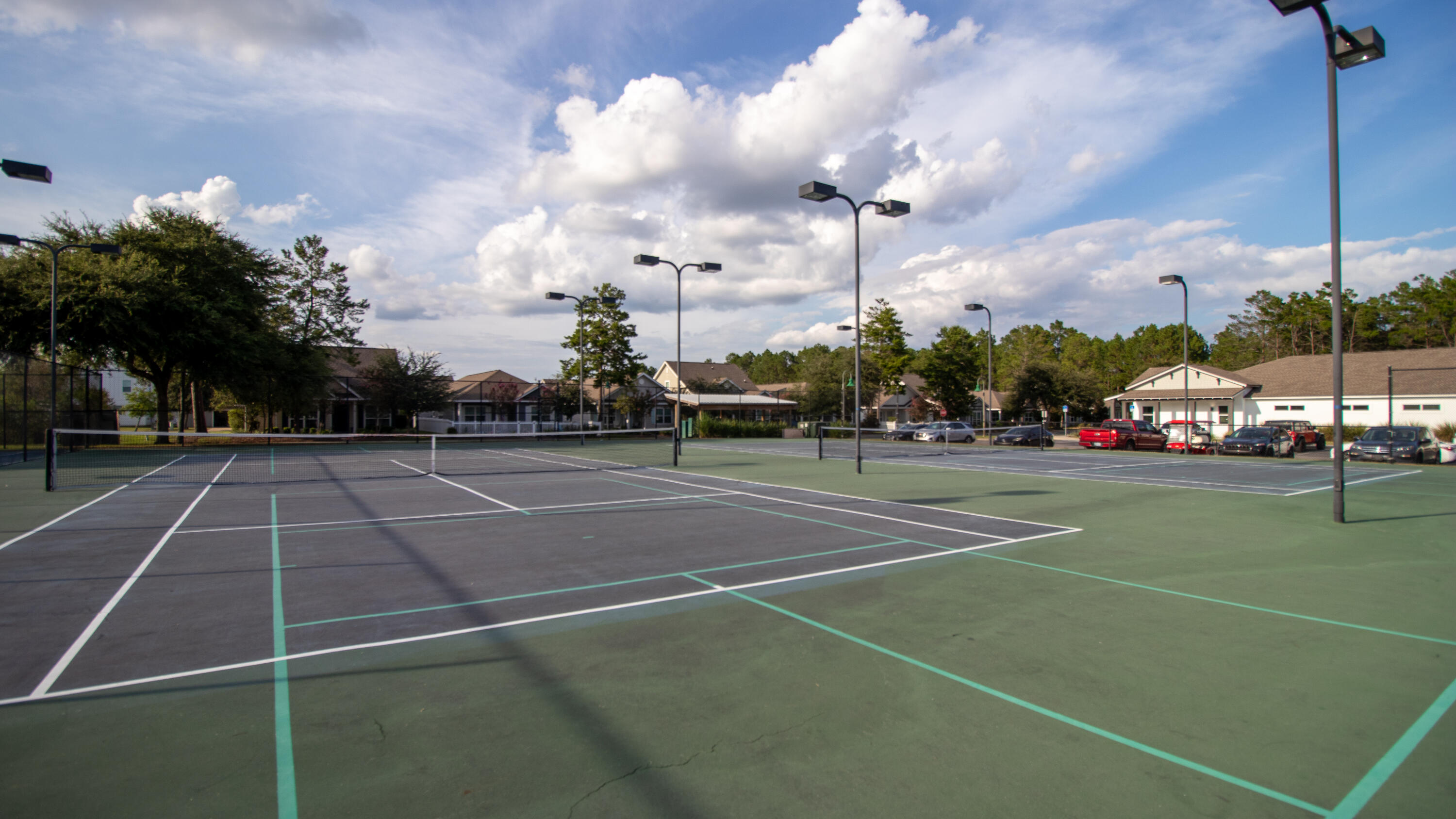 HAMMOCK BAY - Residential