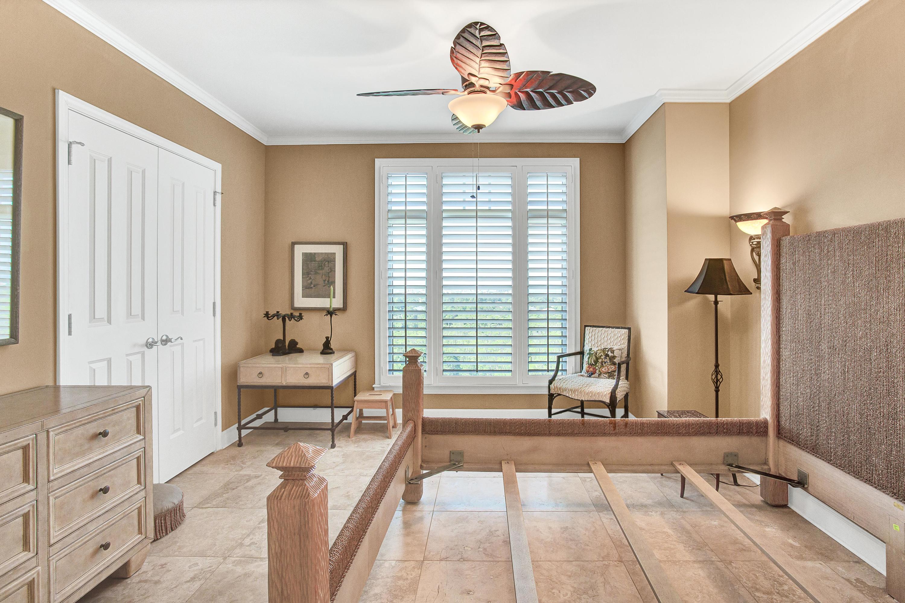 ONE WATER PLACE - Residential