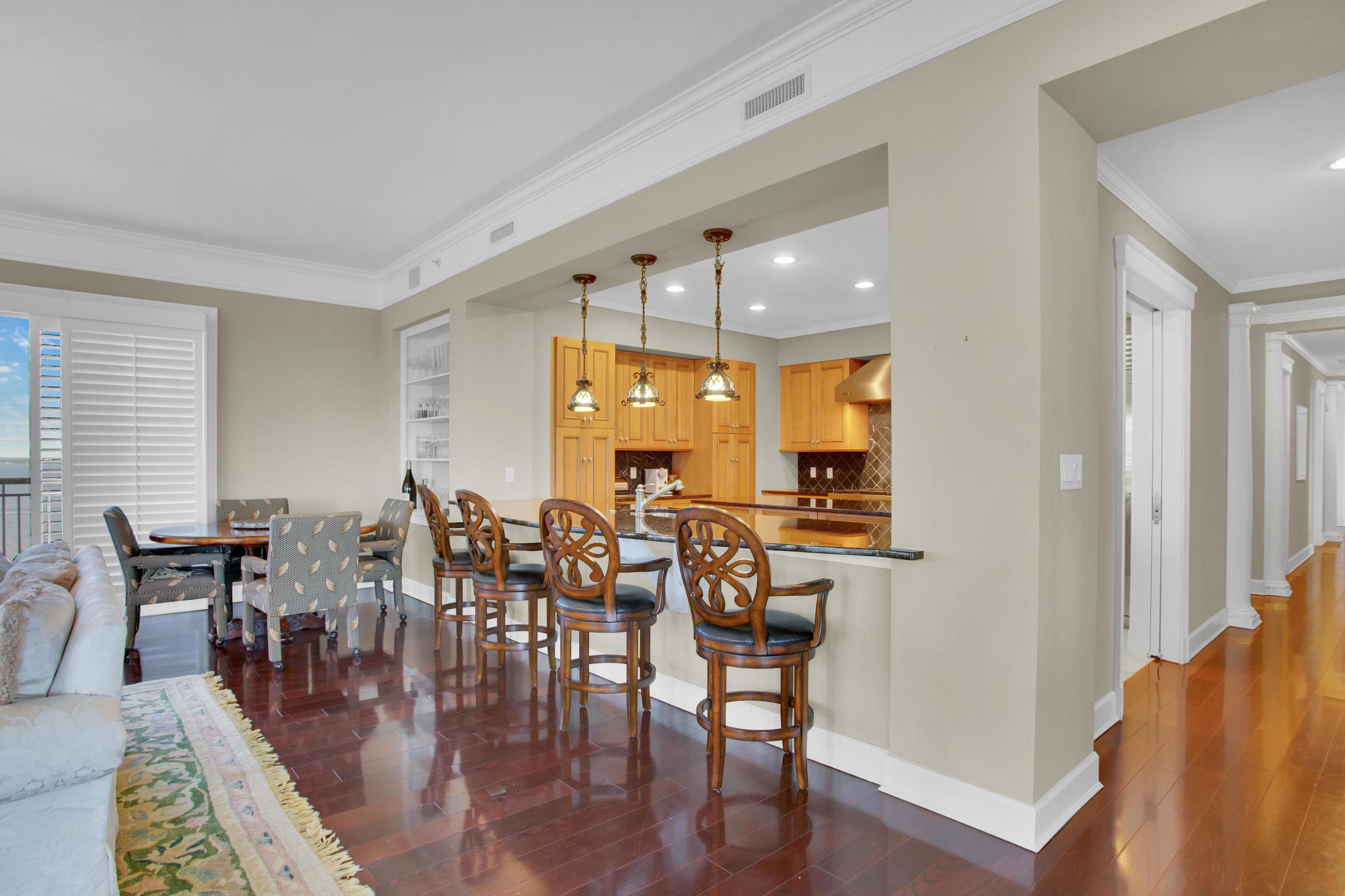 ONE WATER PLACE - Residential