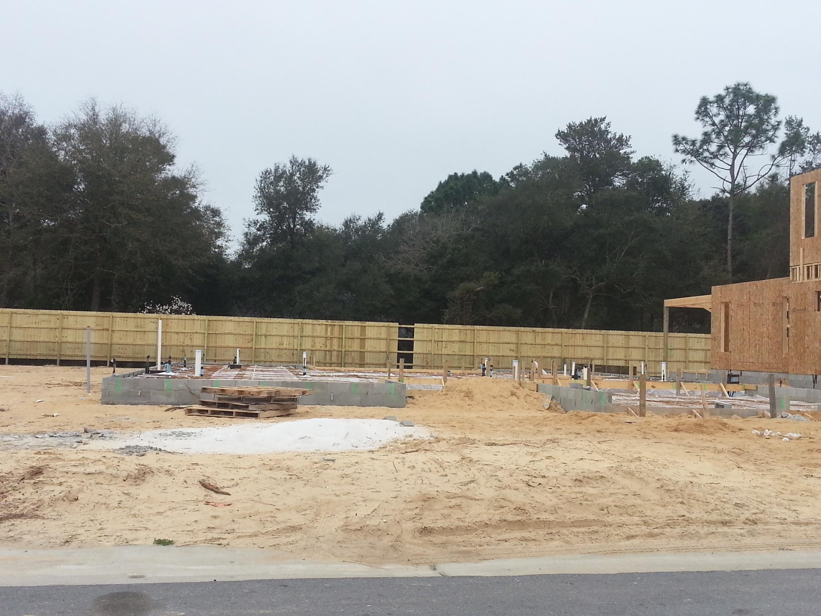 THE STABLES AT ROCKY BAYOU - Residential