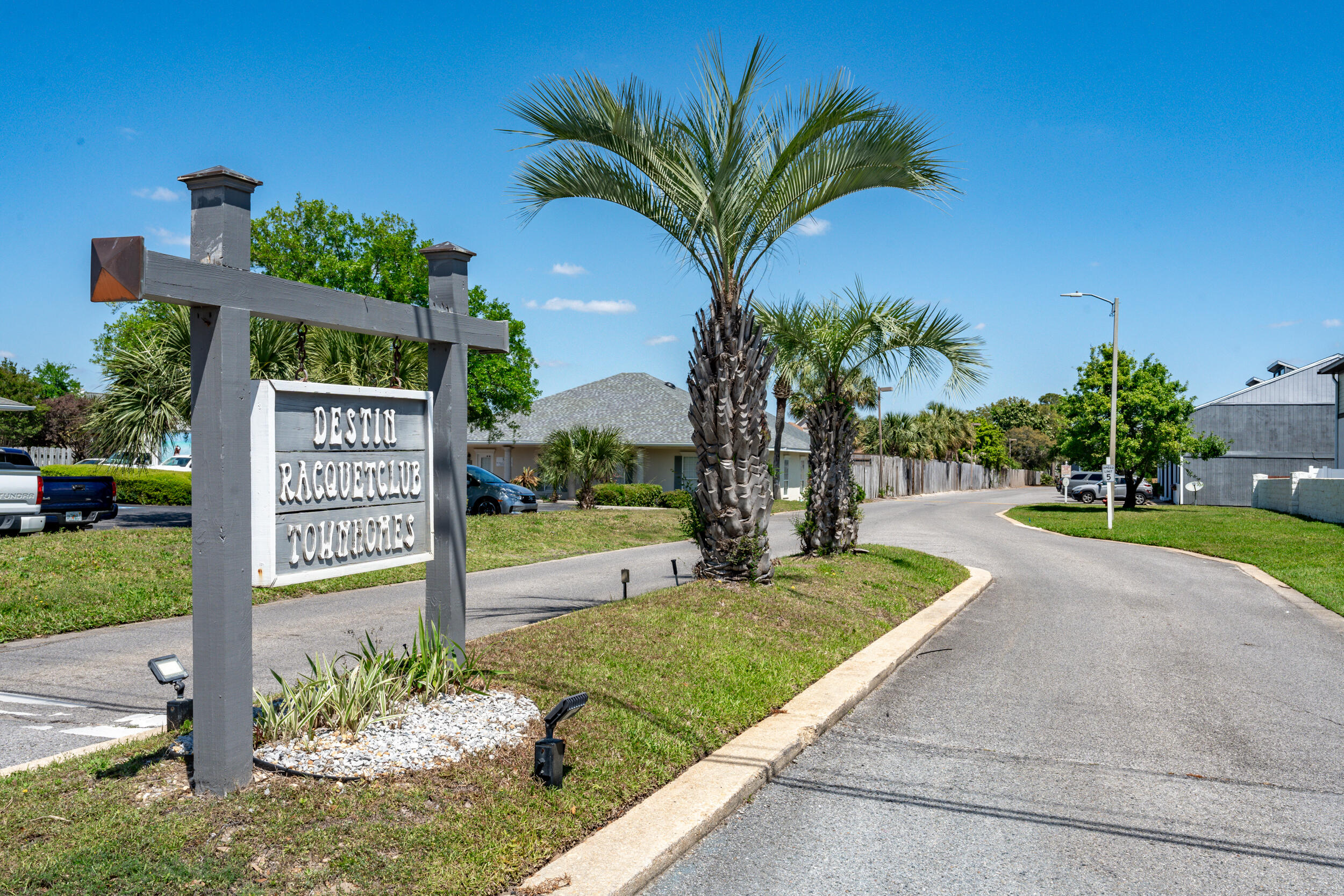 DESTIN RACQUET CLUB T/H - Residential
