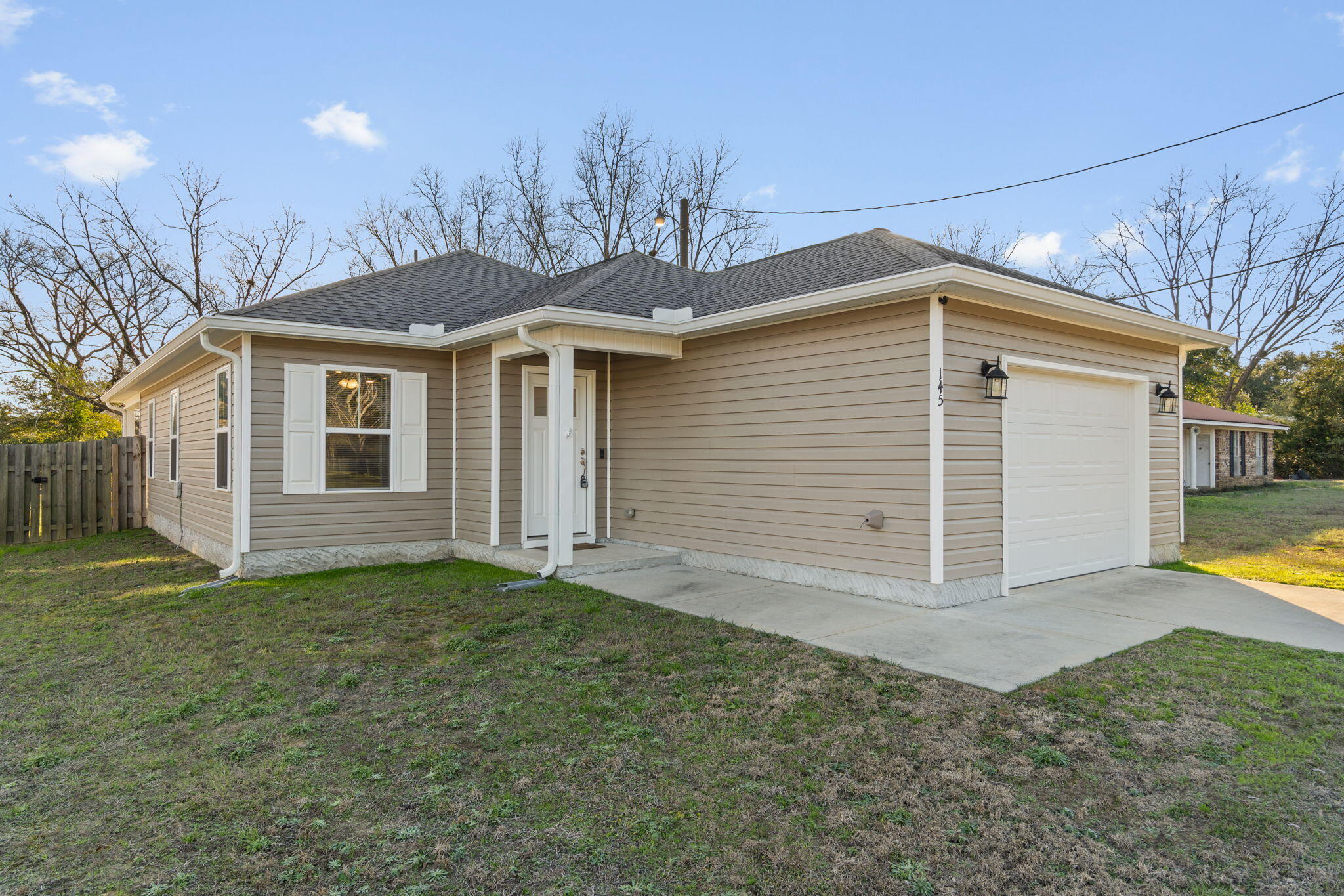 OAKDALE MINI FARMS - Residential