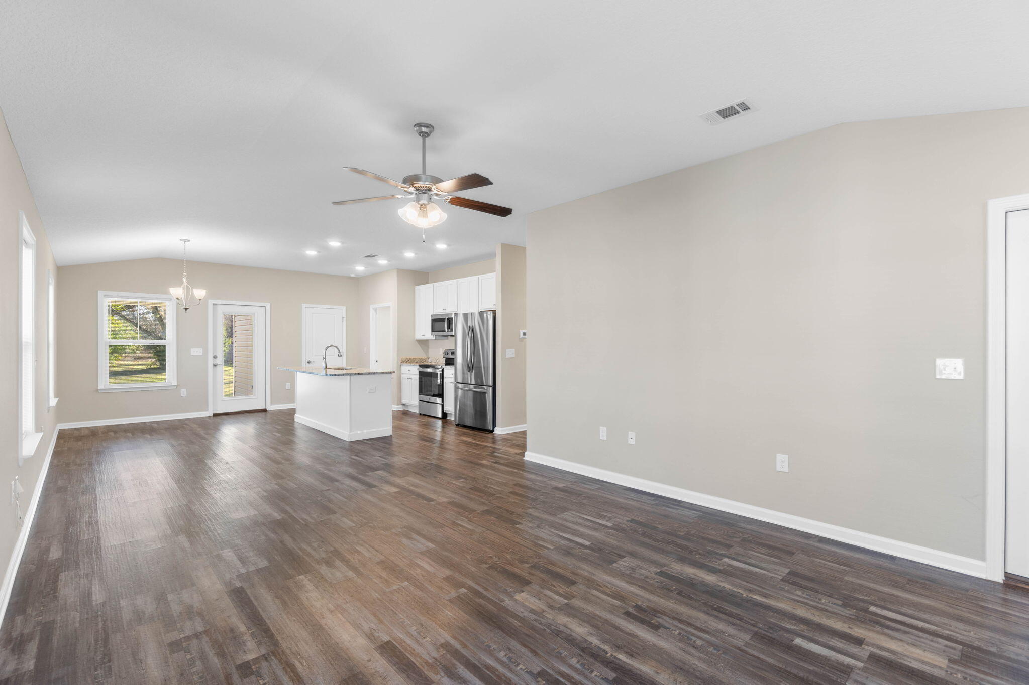 OAKDALE MINI FARMS - Residential