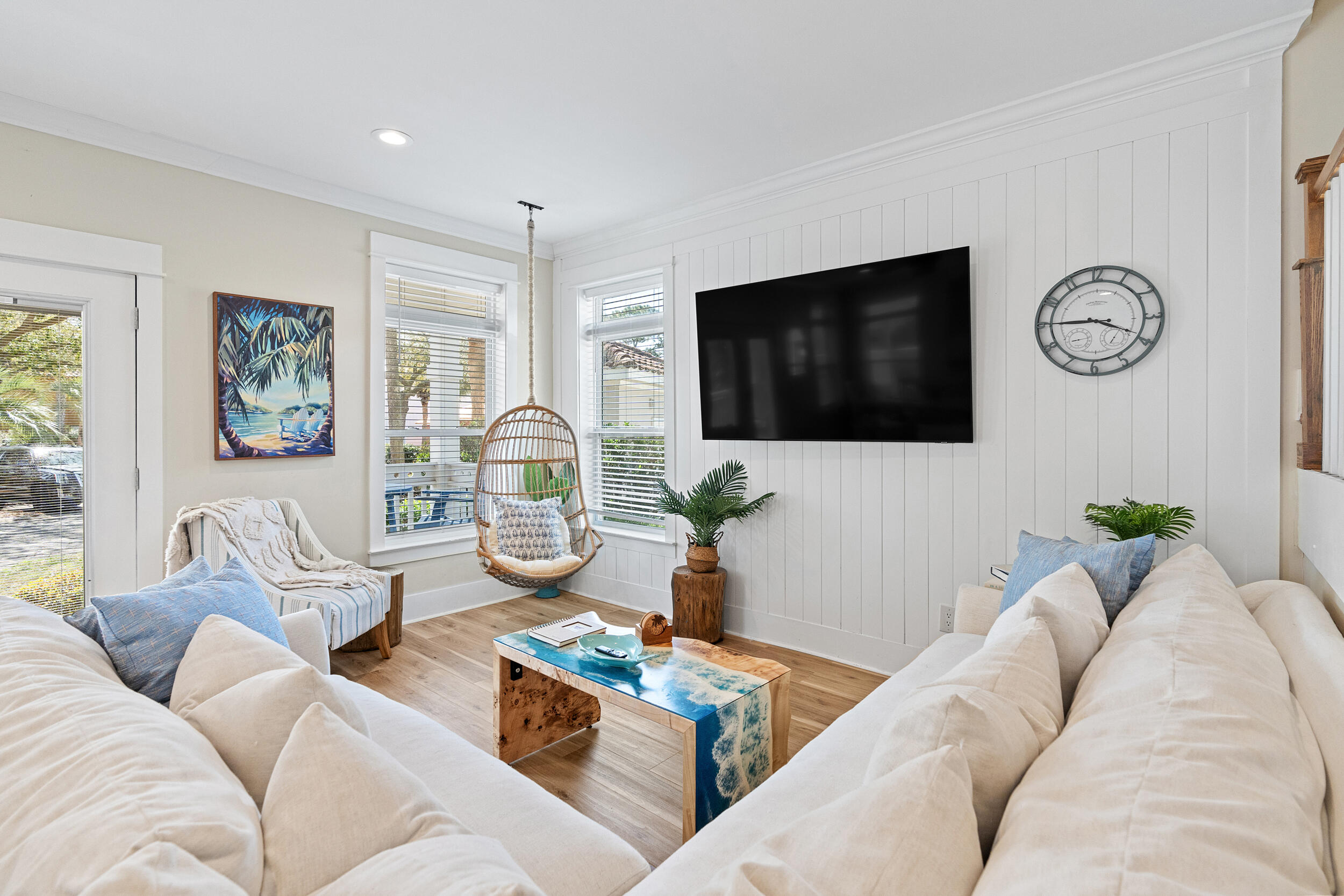 EMERALD WATERS - Residential