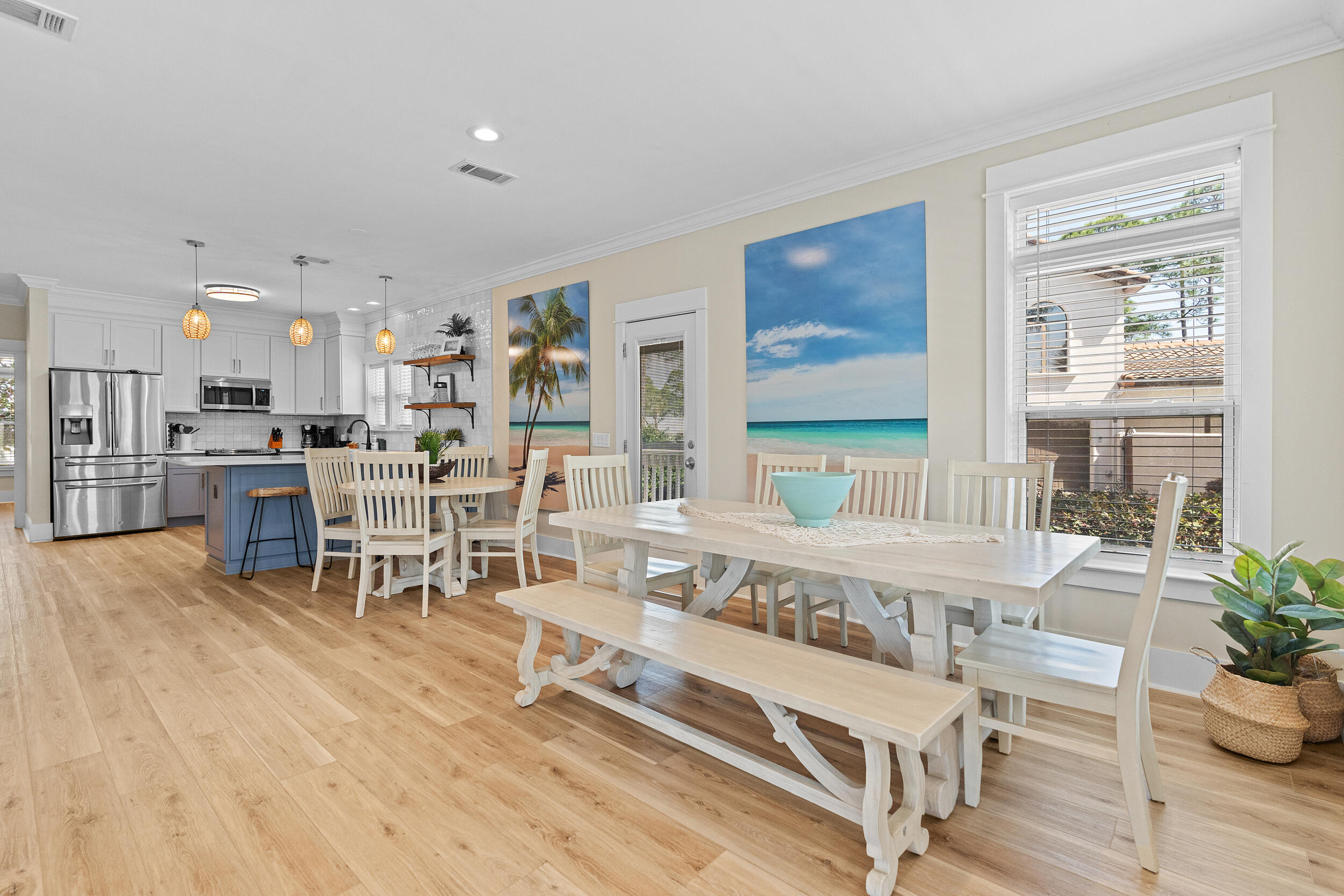 EMERALD WATERS - Residential