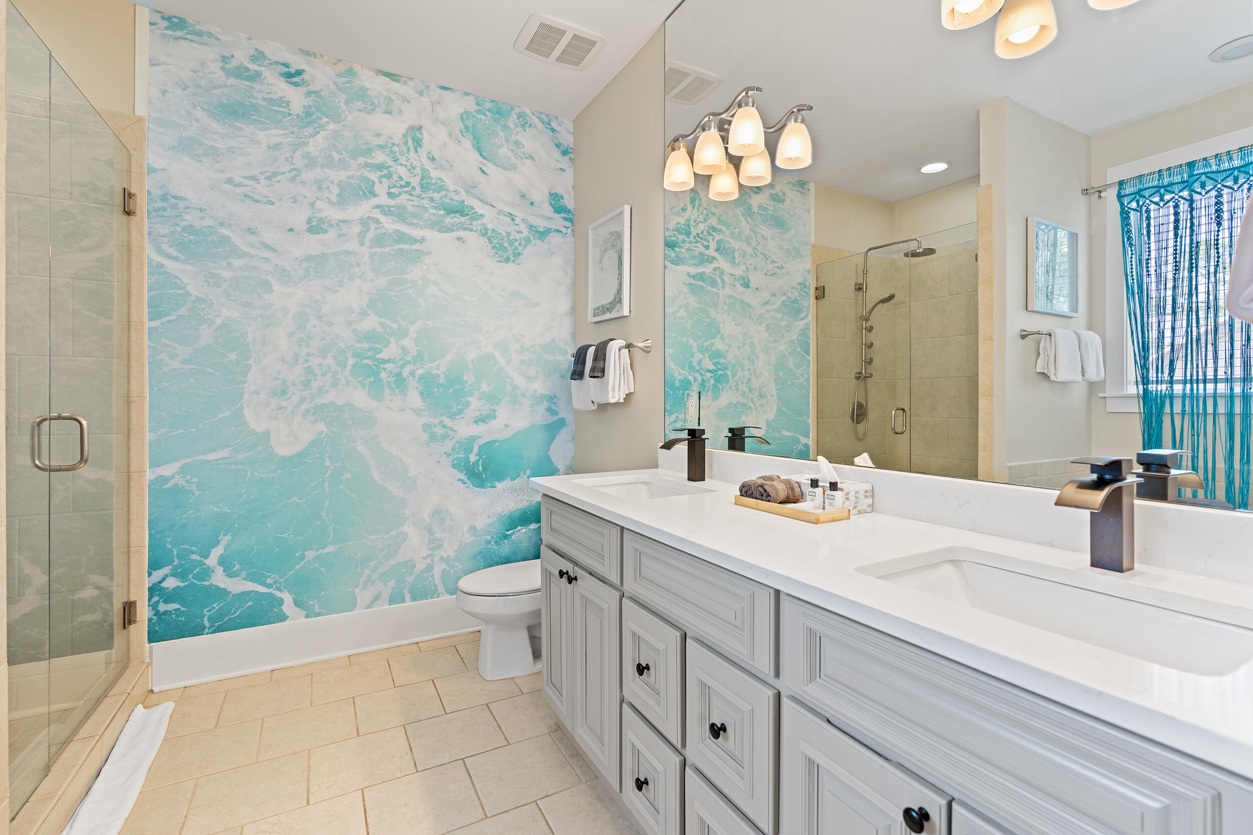 EMERALD WATERS - Residential