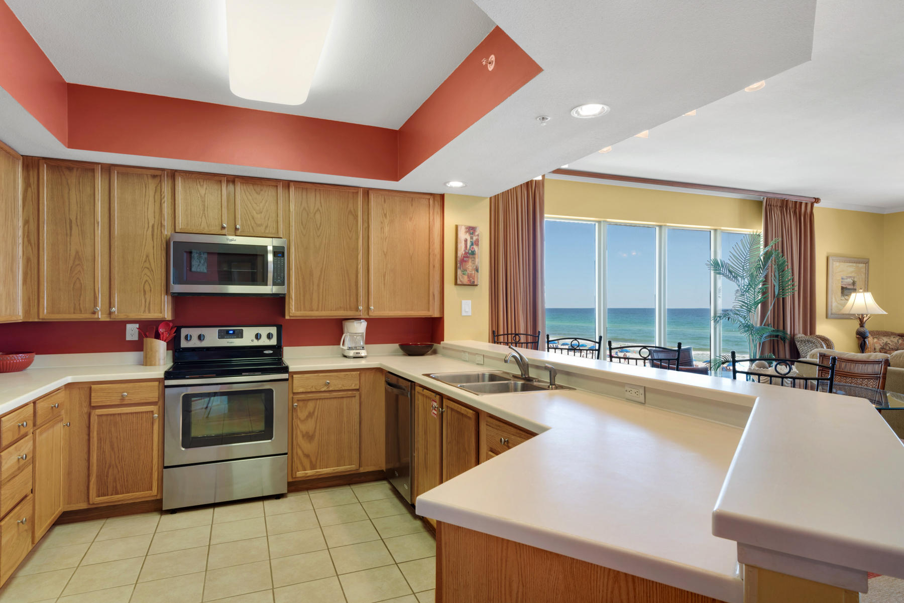 SOUTH BEACH CONDOMINIUM - Residential