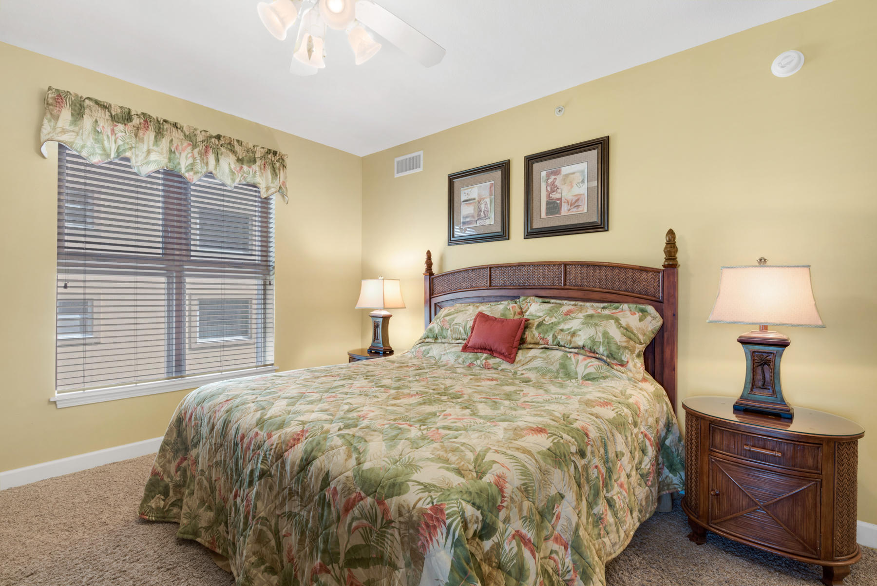 SOUTH BEACH CONDOMINIUM - Residential