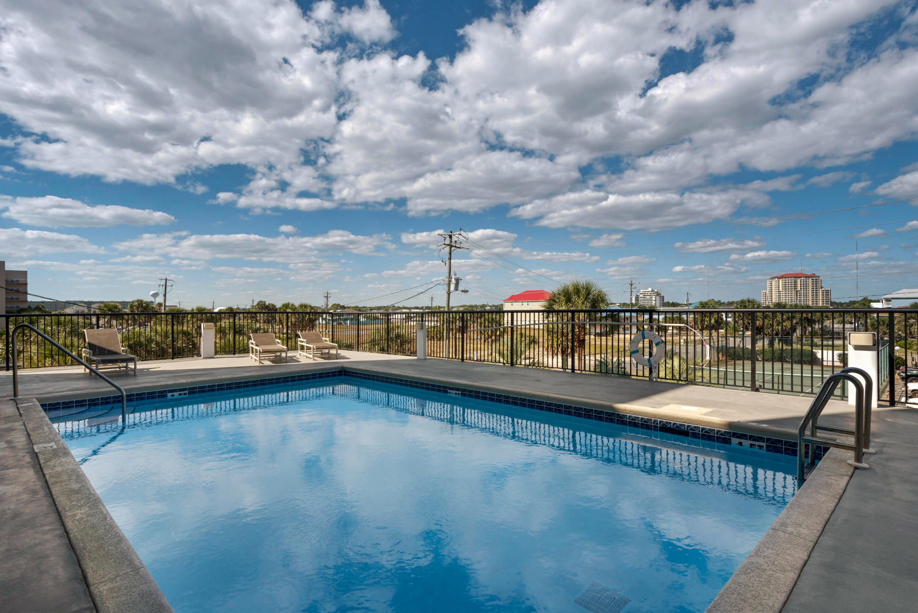 SOUTH BEACH CONDOMINIUM - Residential