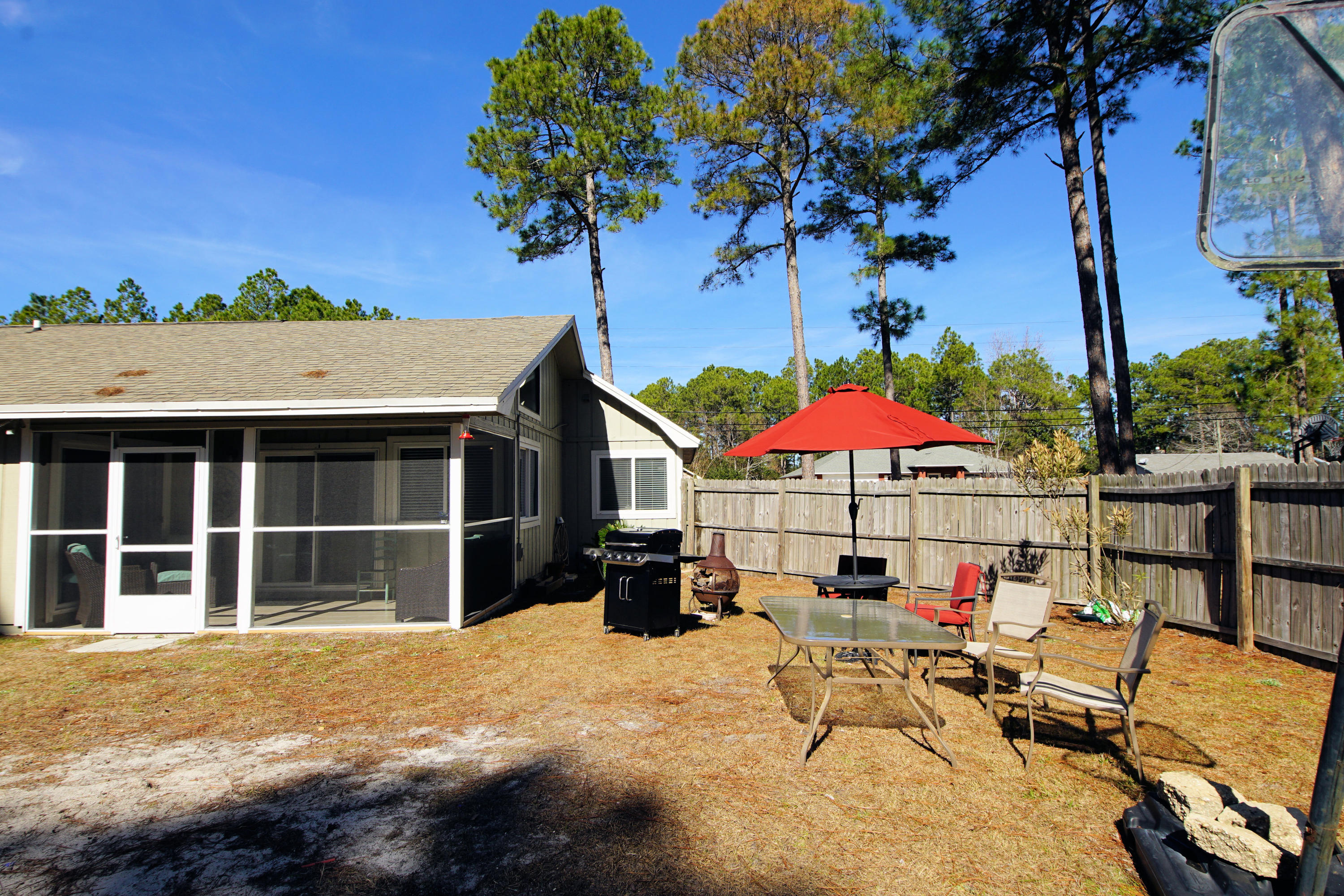 HOLLEY BY THE SEA - Residential