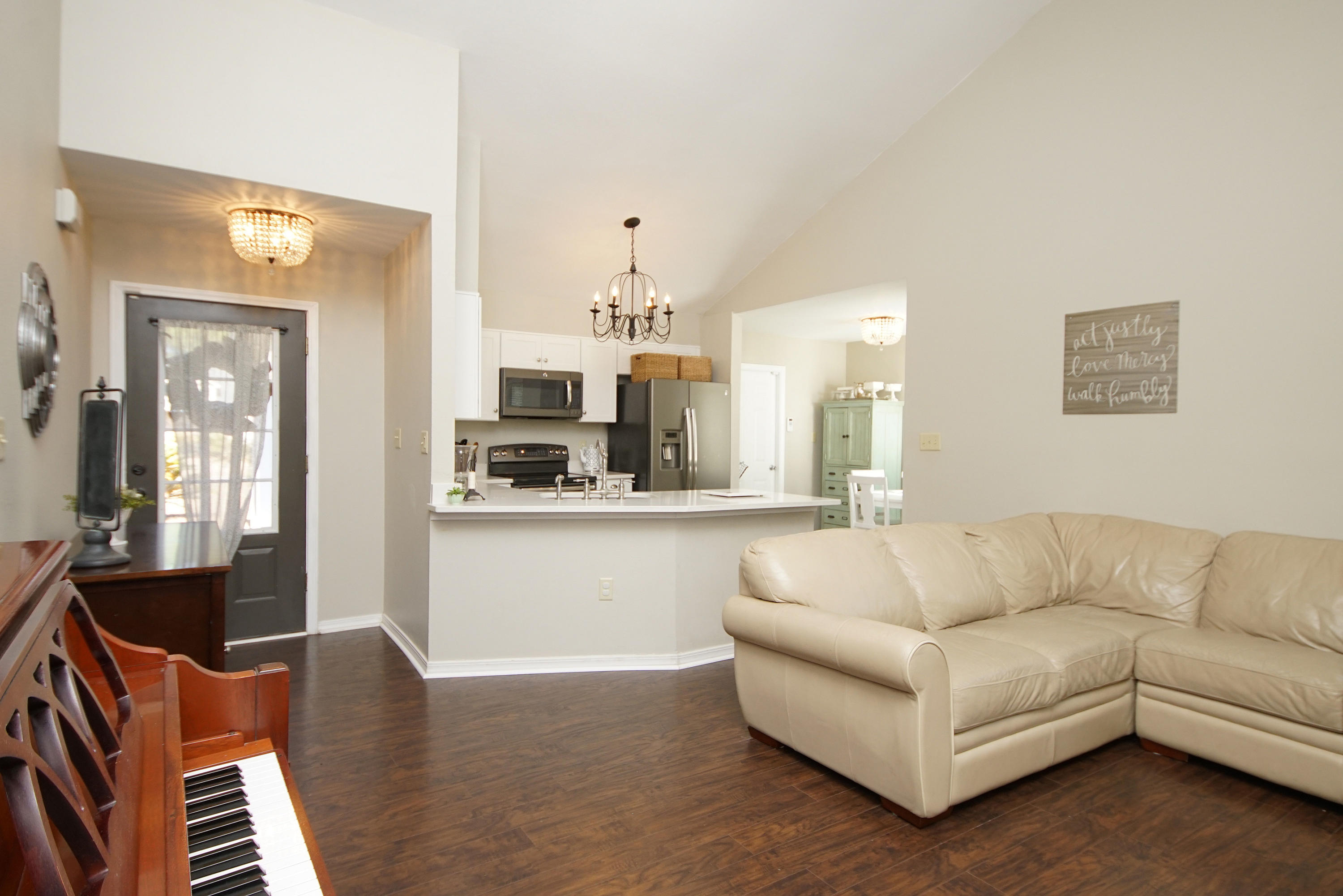 HOLLEY BY THE SEA - Residential