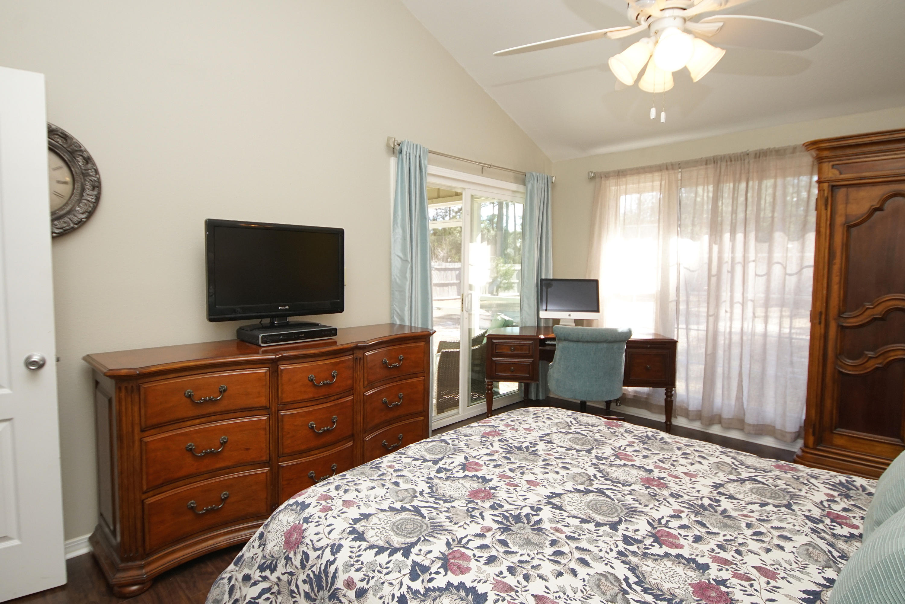 HOLLEY BY THE SEA - Residential