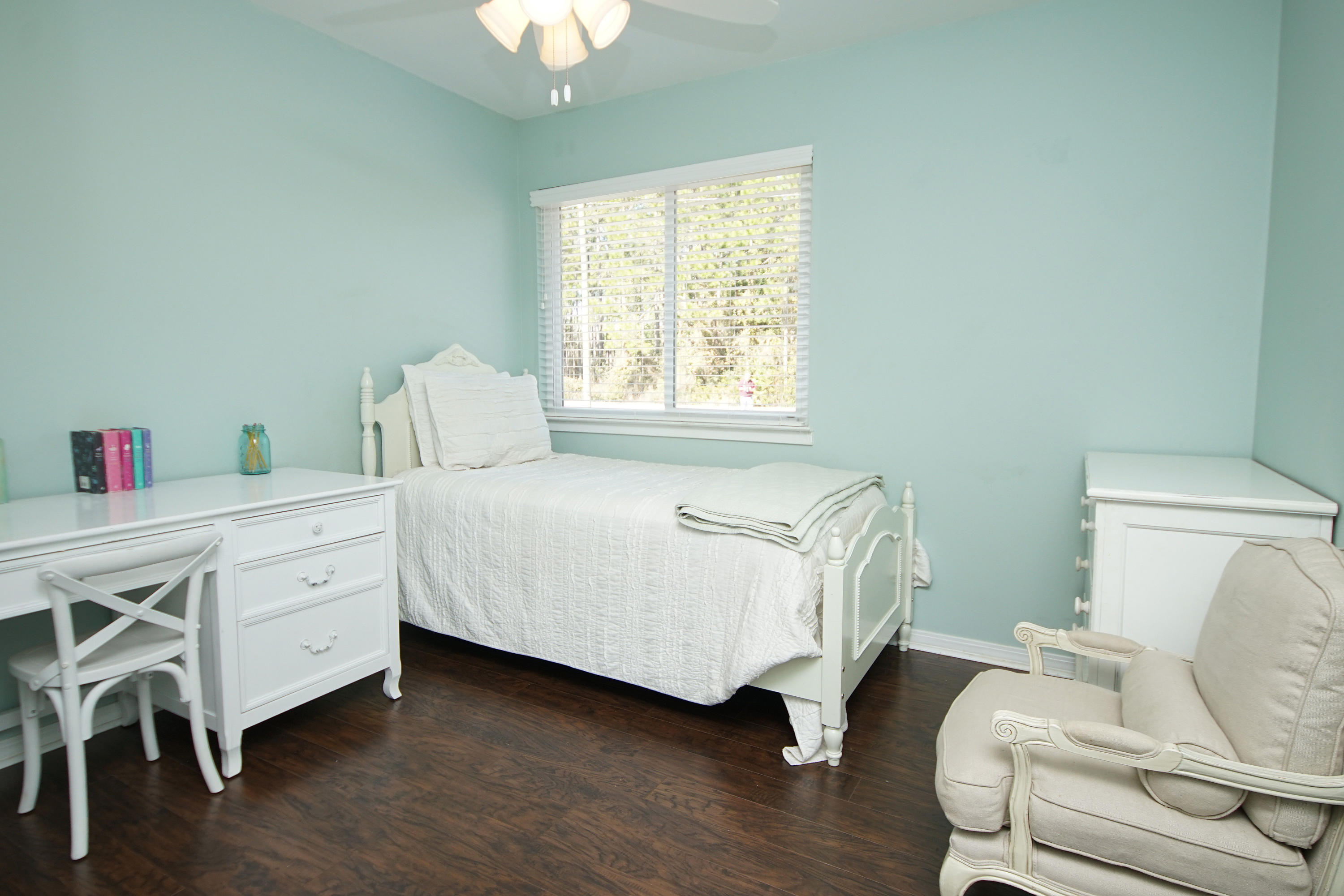 HOLLEY BY THE SEA - Residential