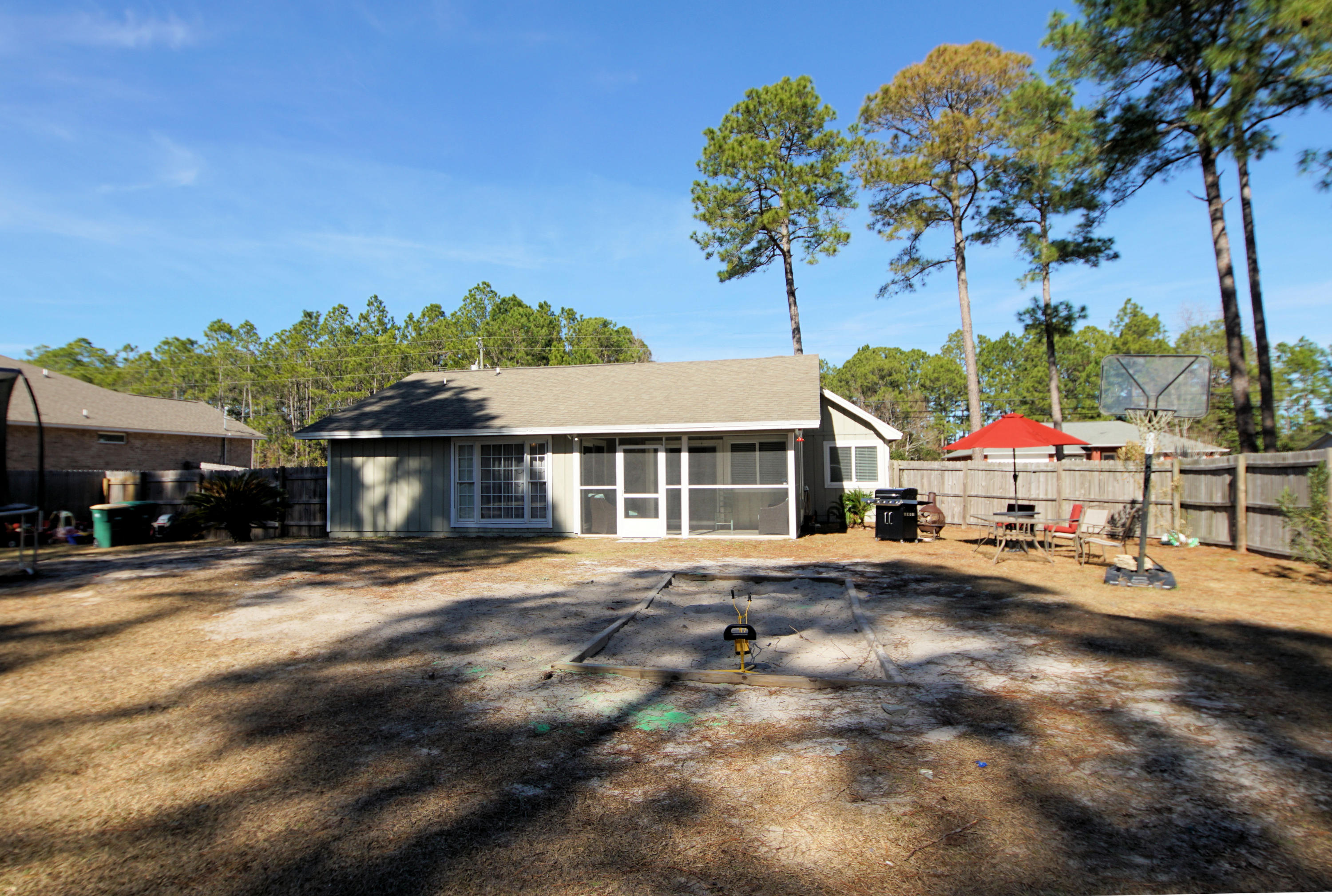 HOLLEY BY THE SEA - Residential