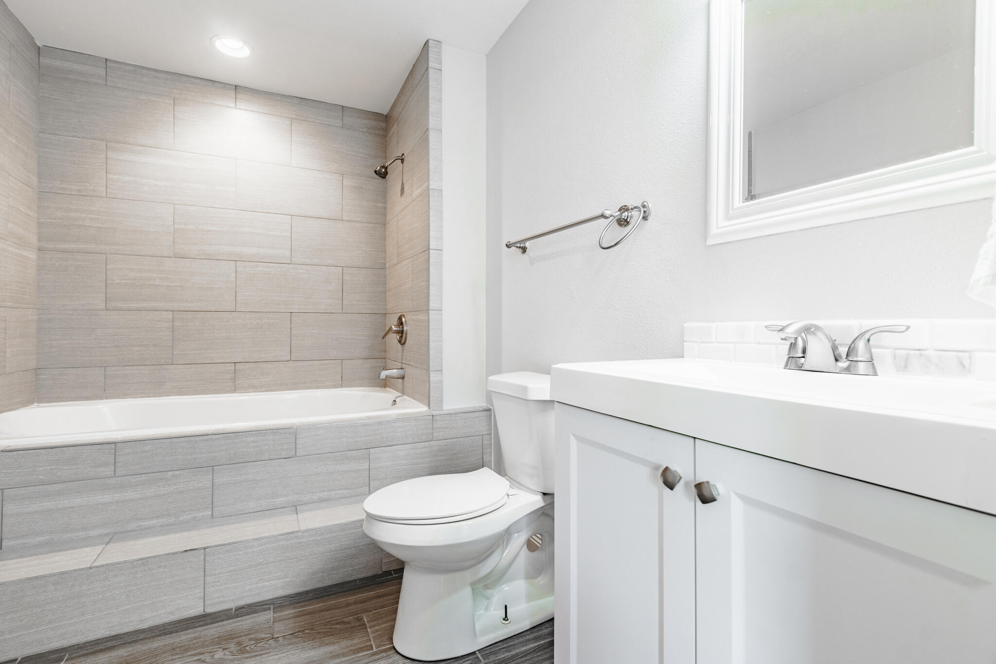 EASTWOOD 4TH ADDN - Residential