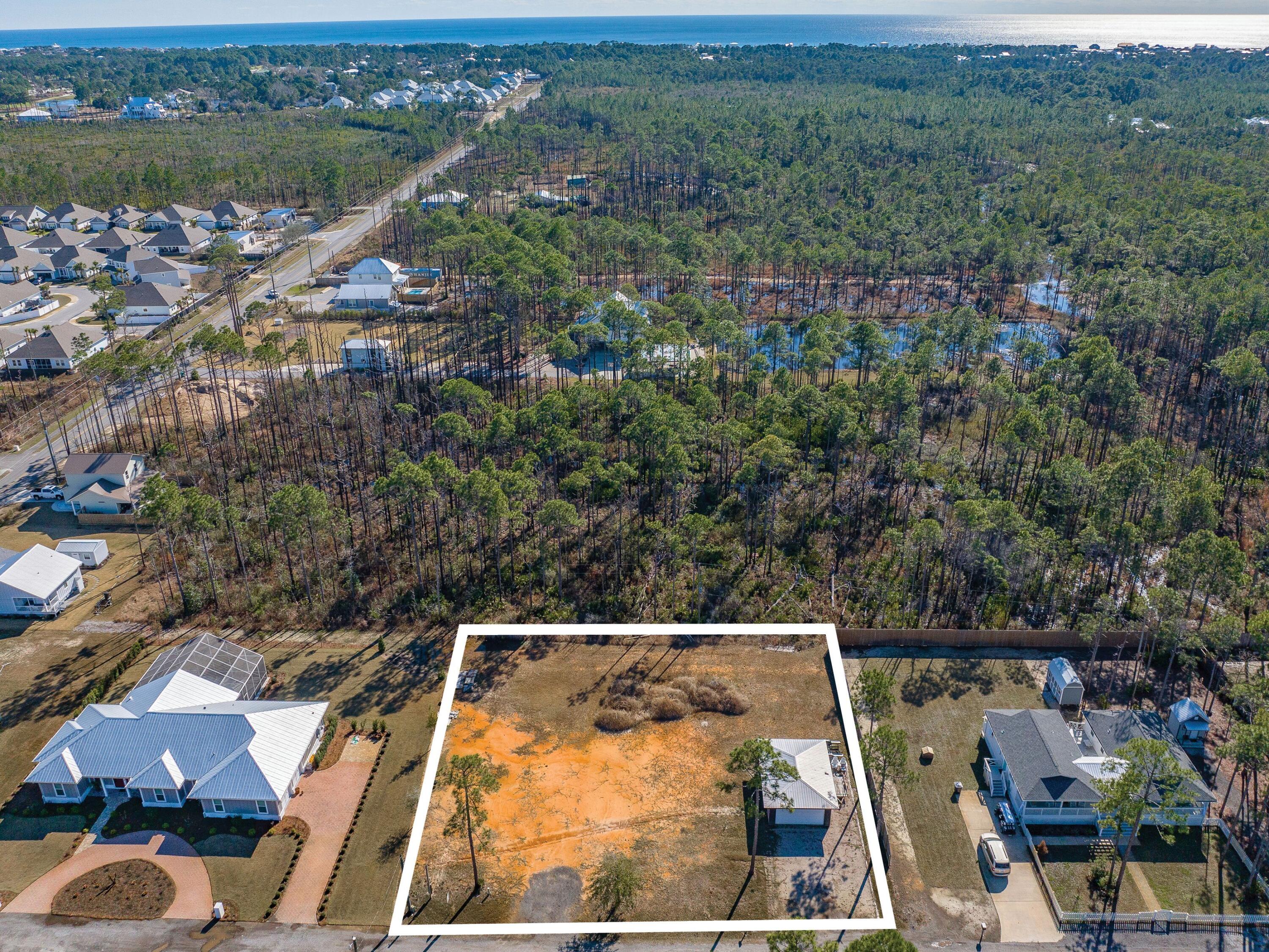 THOMPSON PLANTATION - Land