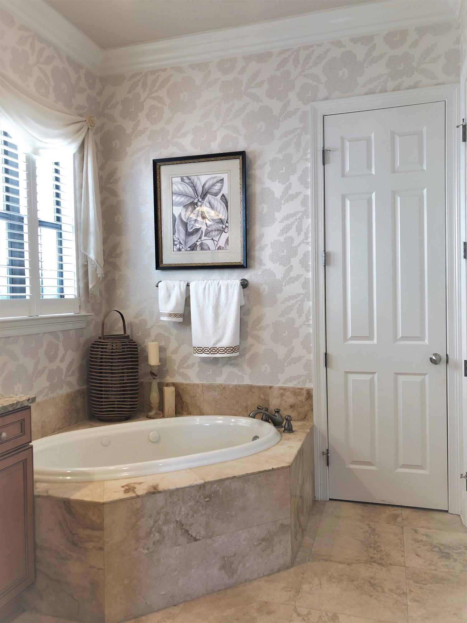 VILLA LAGO - Residential