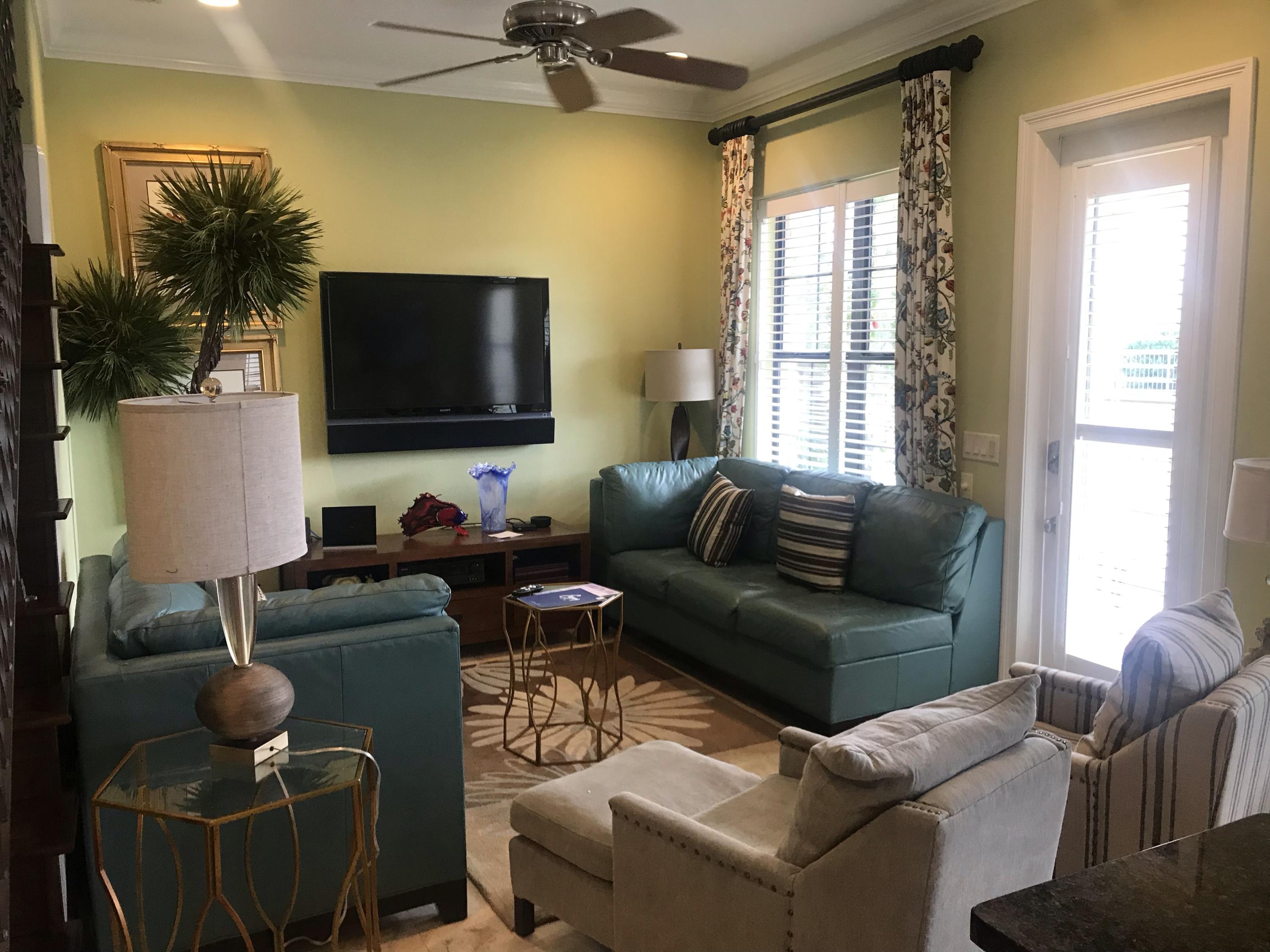 VILLA LAGO - Residential