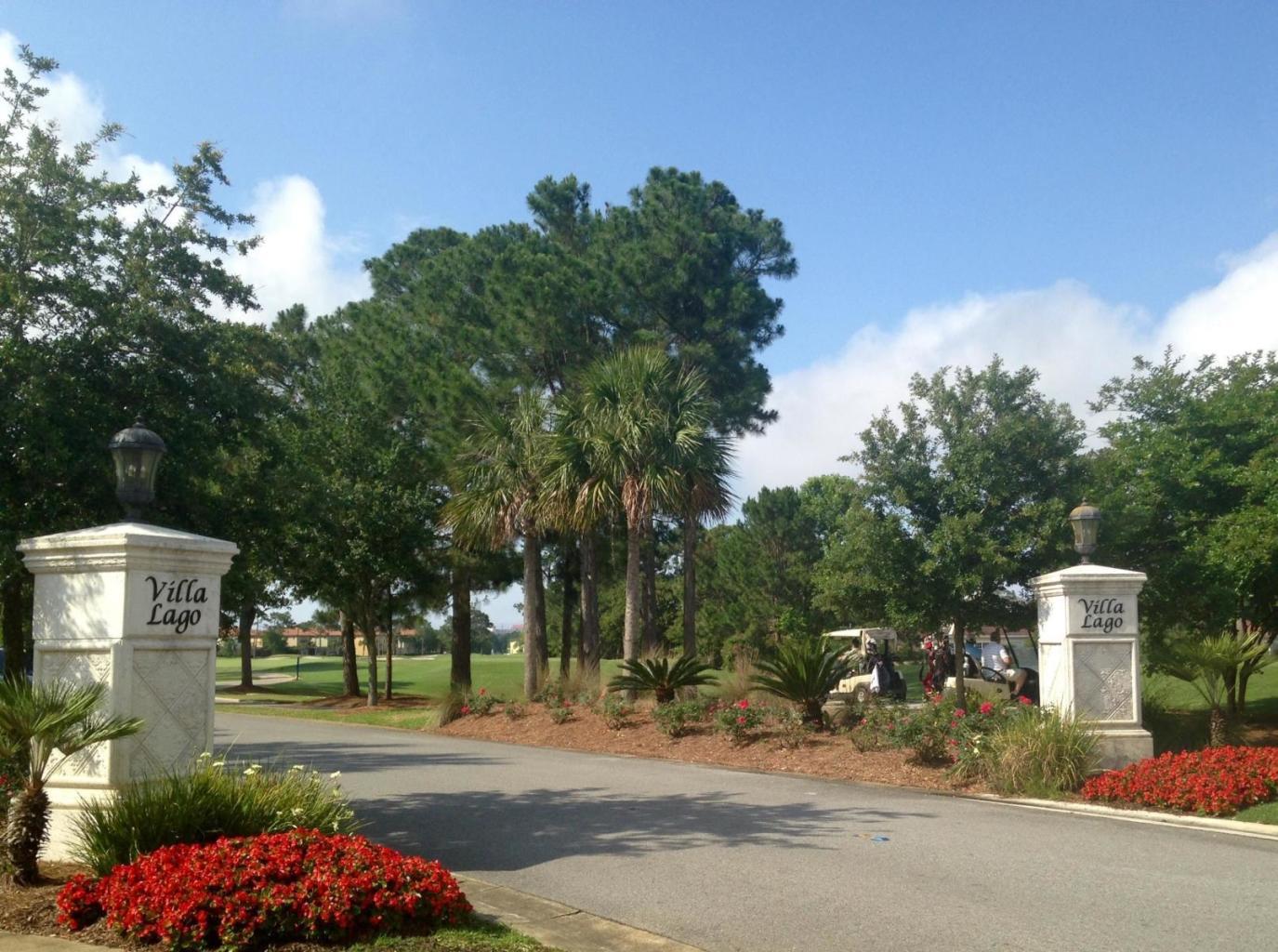 VILLA LAGO - Residential