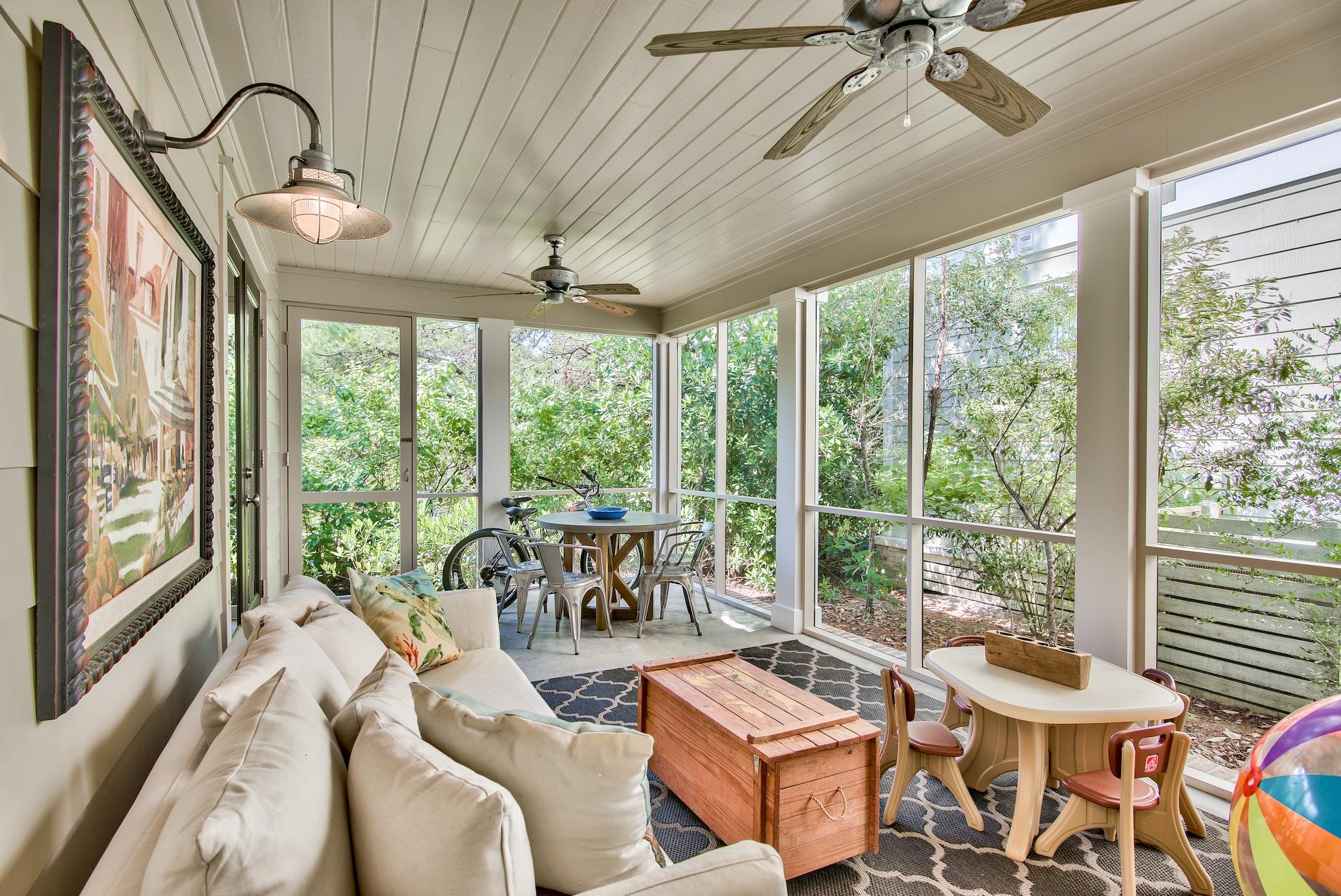 FOREST LAKES - Residential