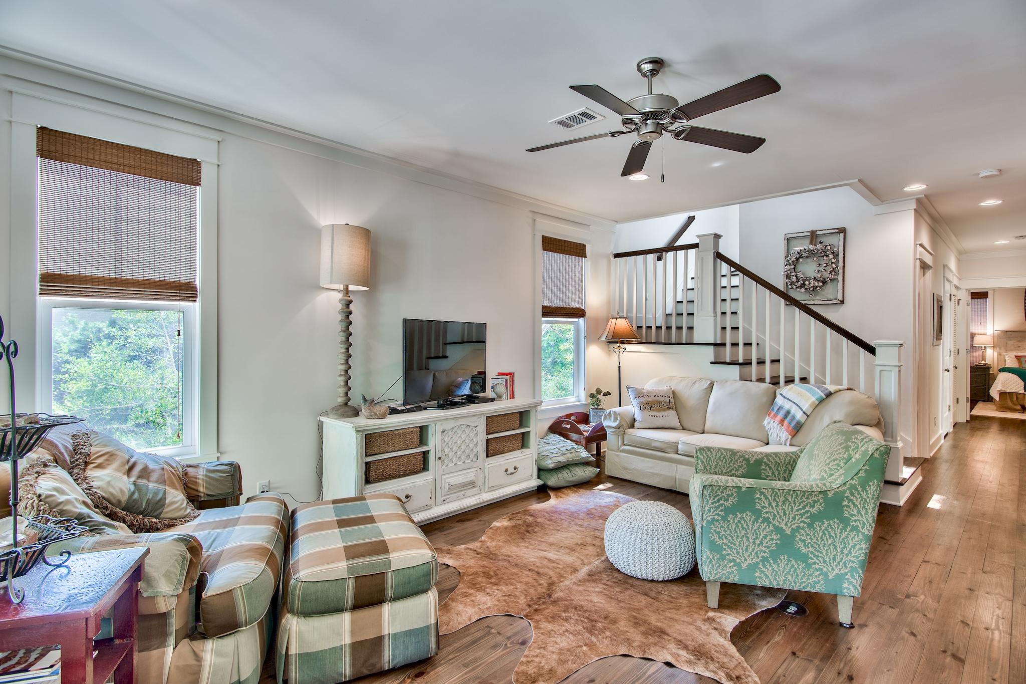 FOREST LAKES - Residential