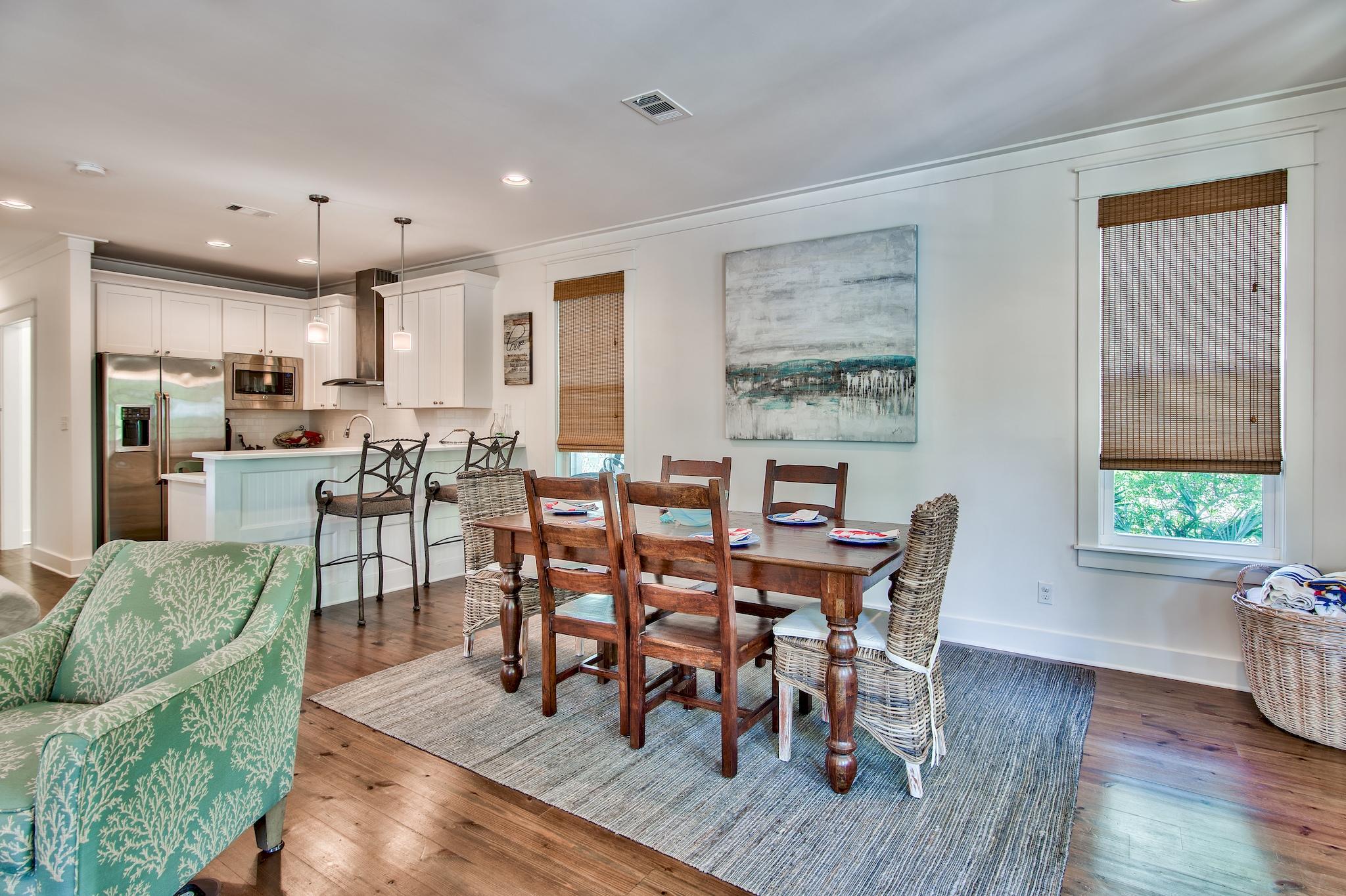 FOREST LAKES - Residential
