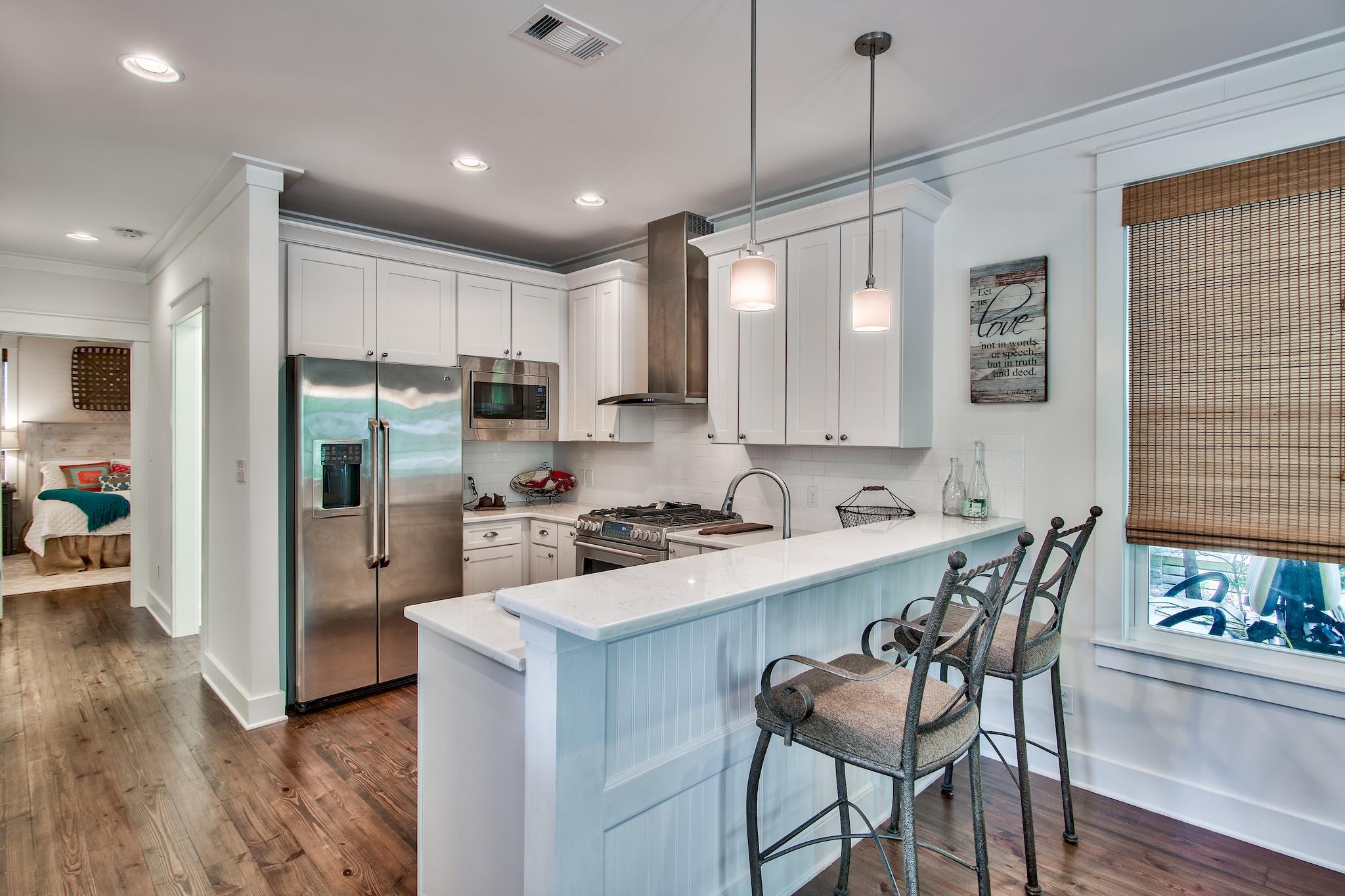 FOREST LAKES - Residential