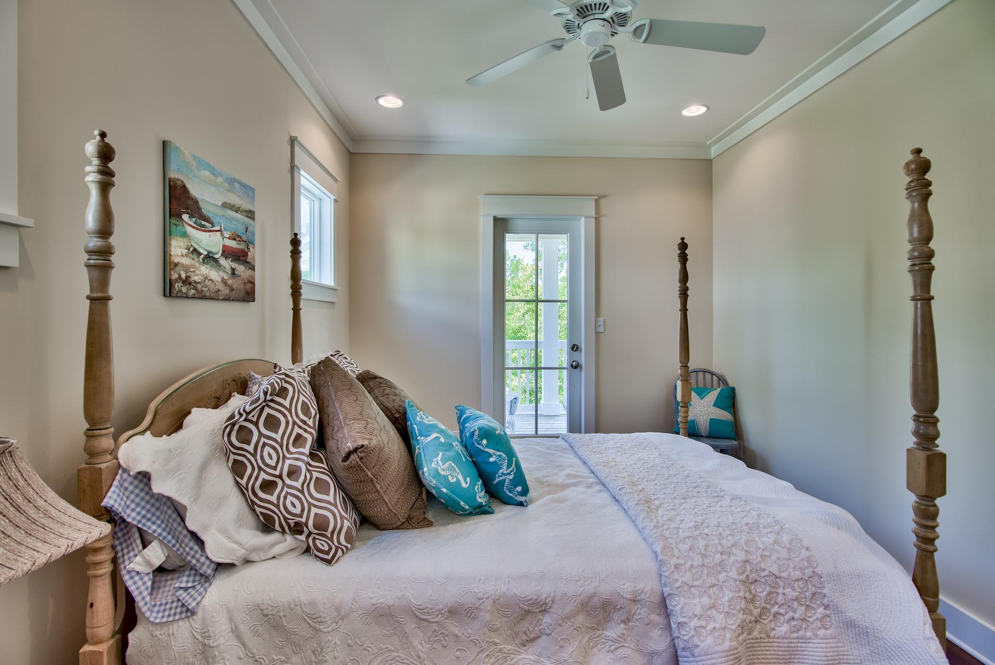 FOREST LAKES - Residential