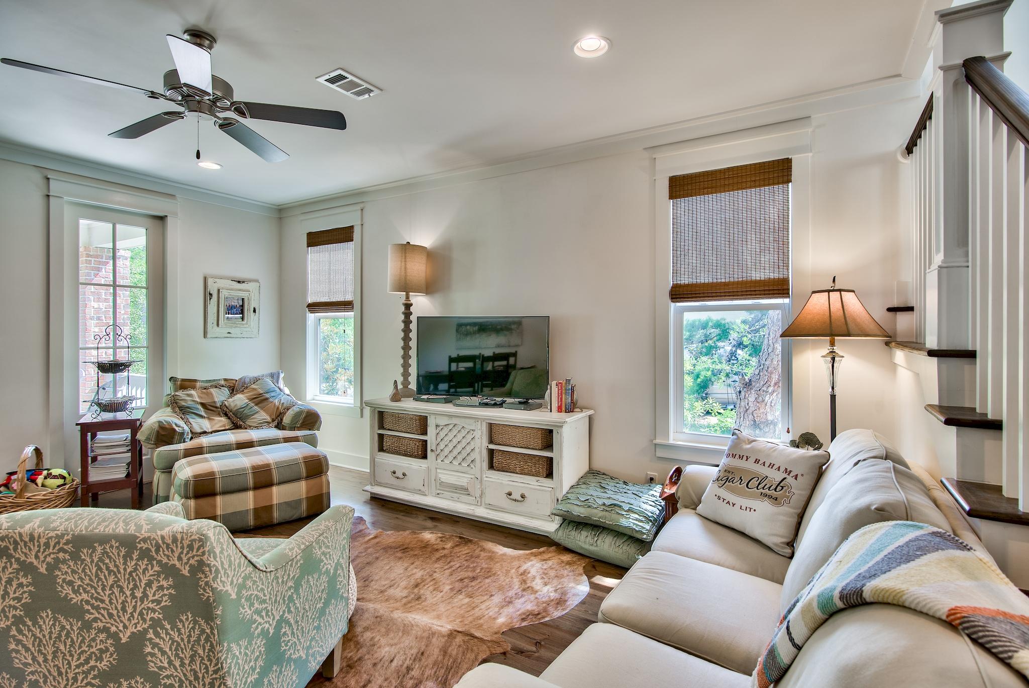 FOREST LAKES - Residential