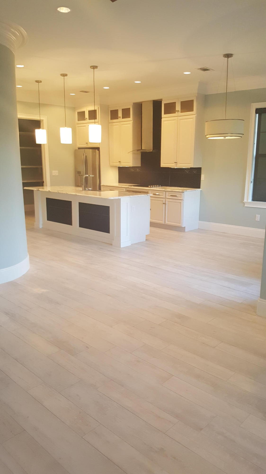 VILLA LAGO - Residential