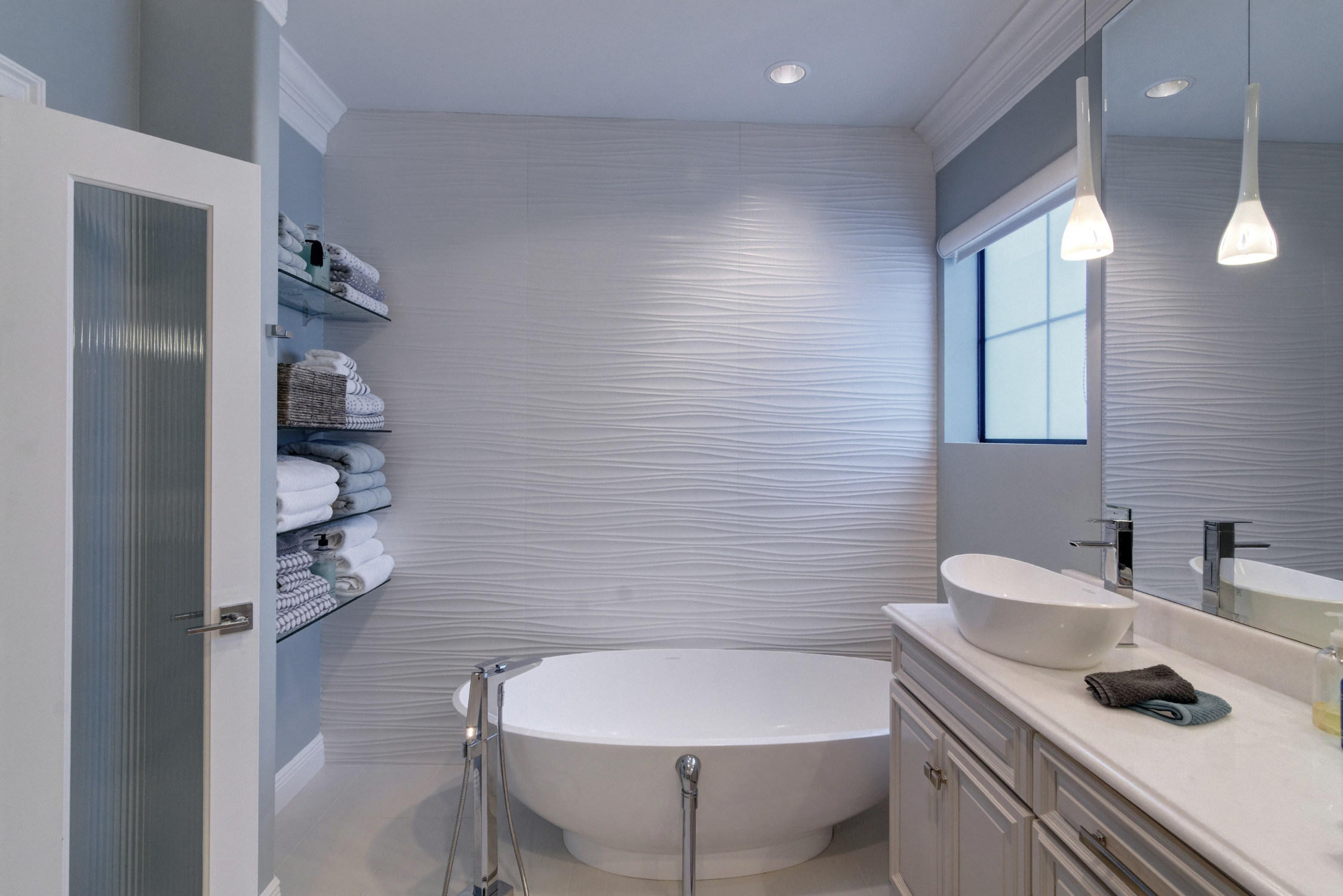 VILLA LAGO - Residential