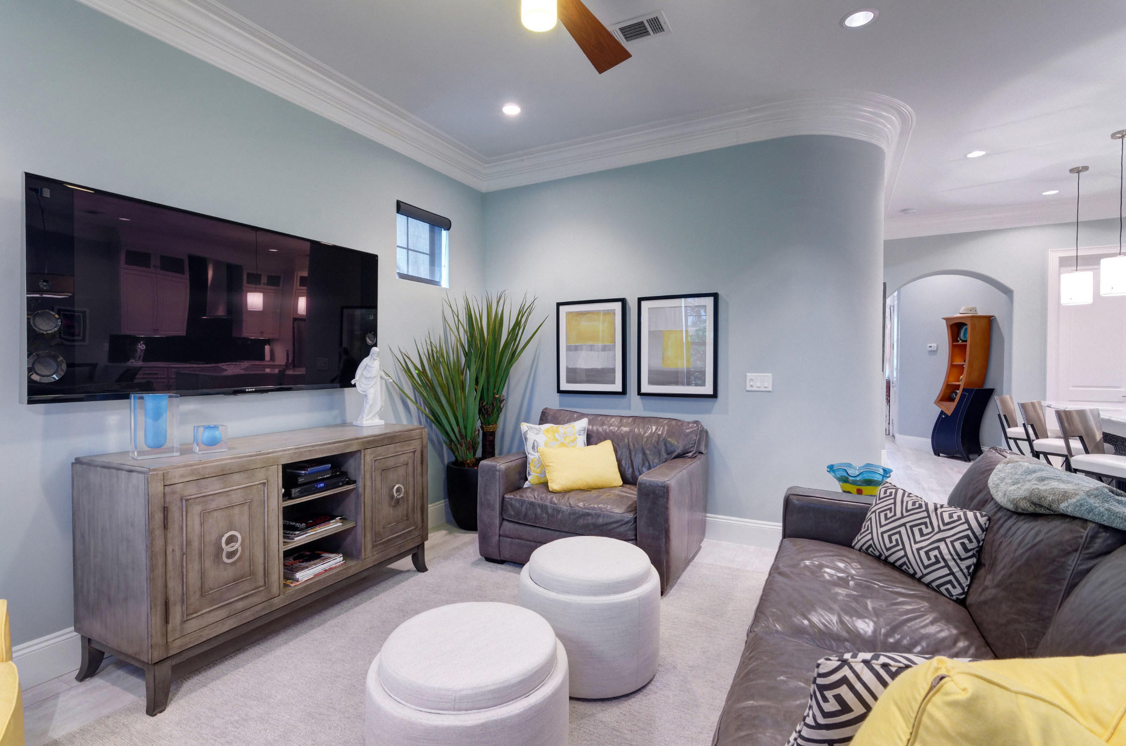 VILLA LAGO - Residential