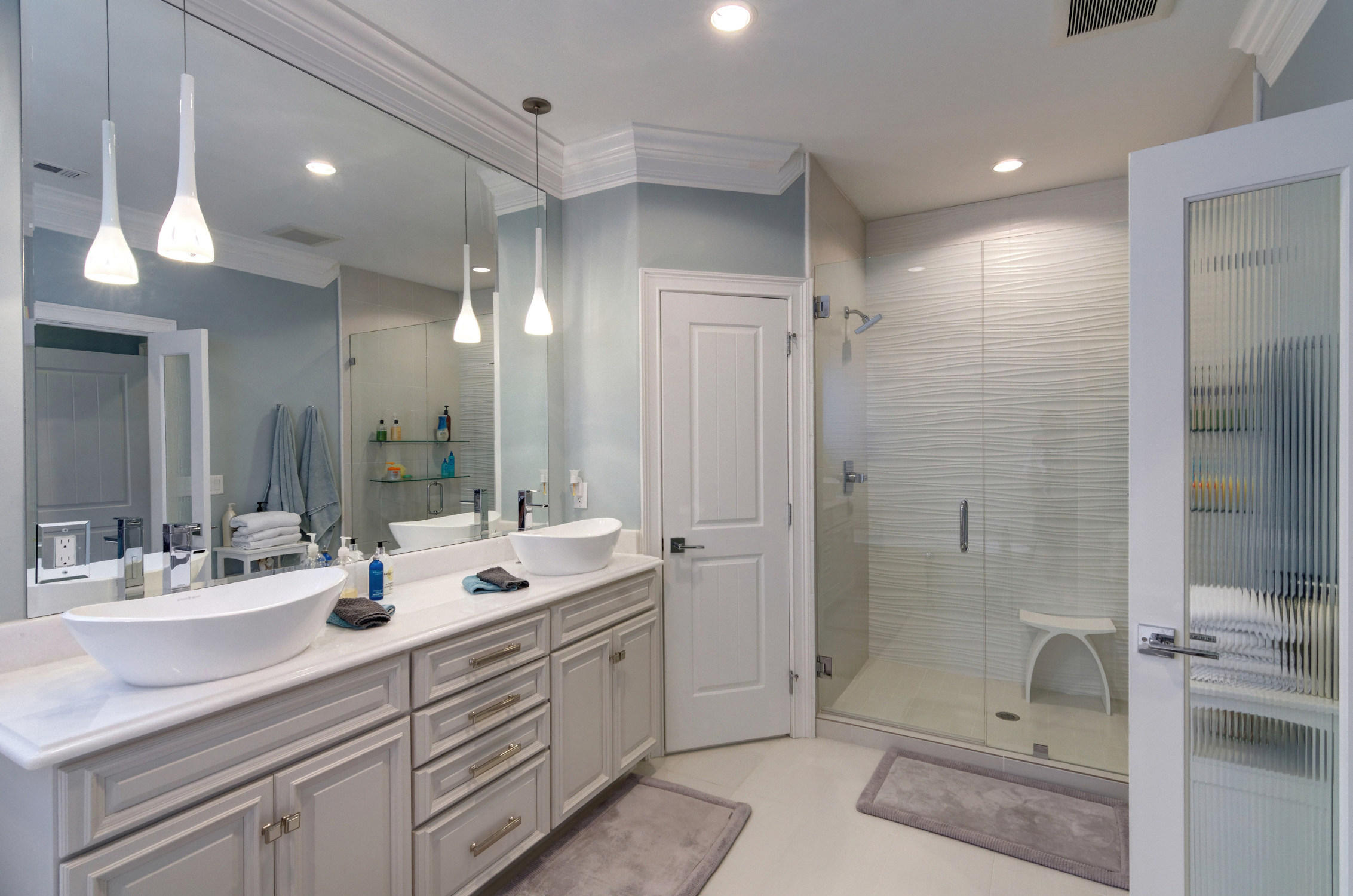 VILLA LAGO - Residential