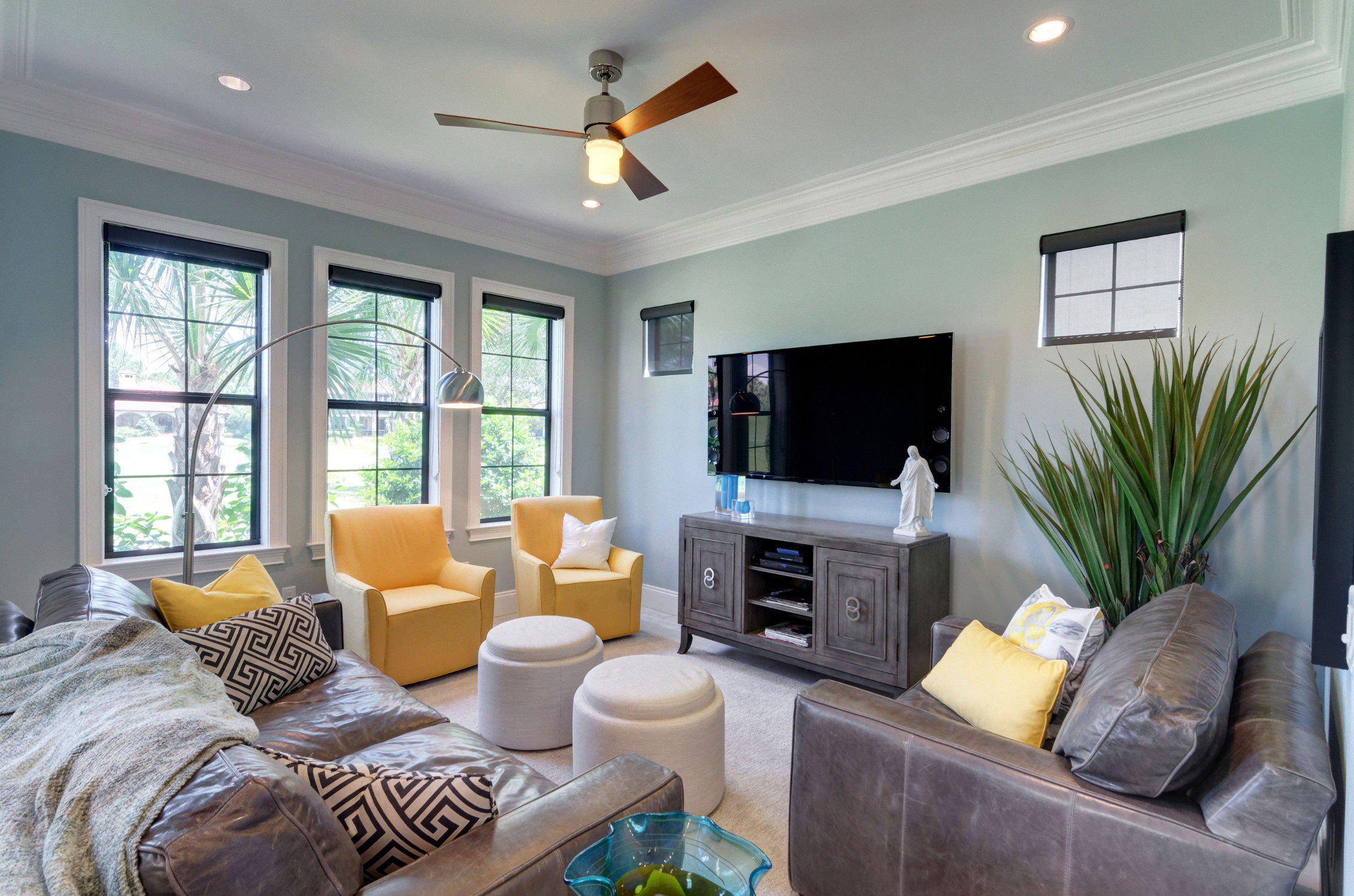 VILLA LAGO - Residential